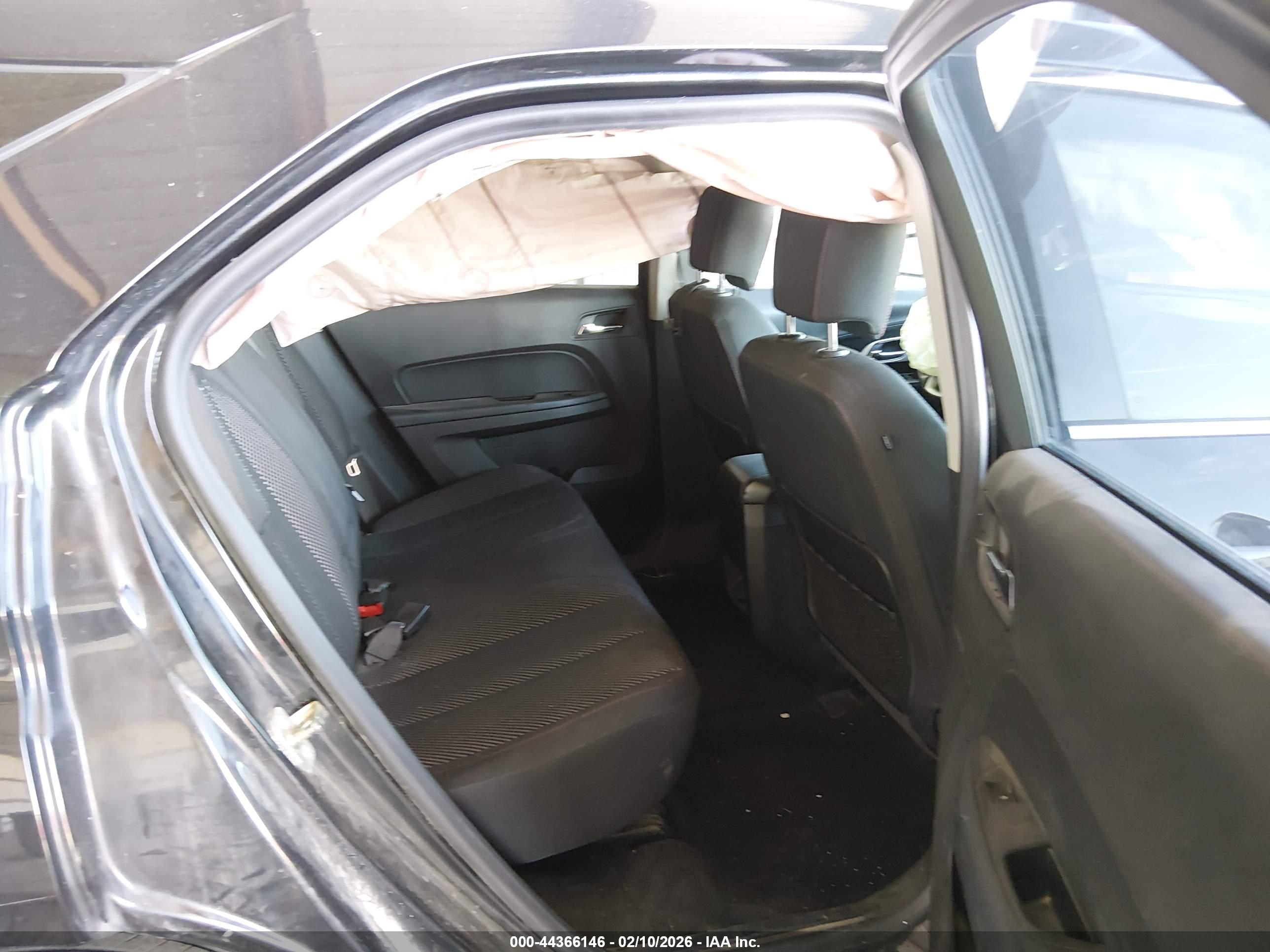 CHEVROLET EQUINOX image 8