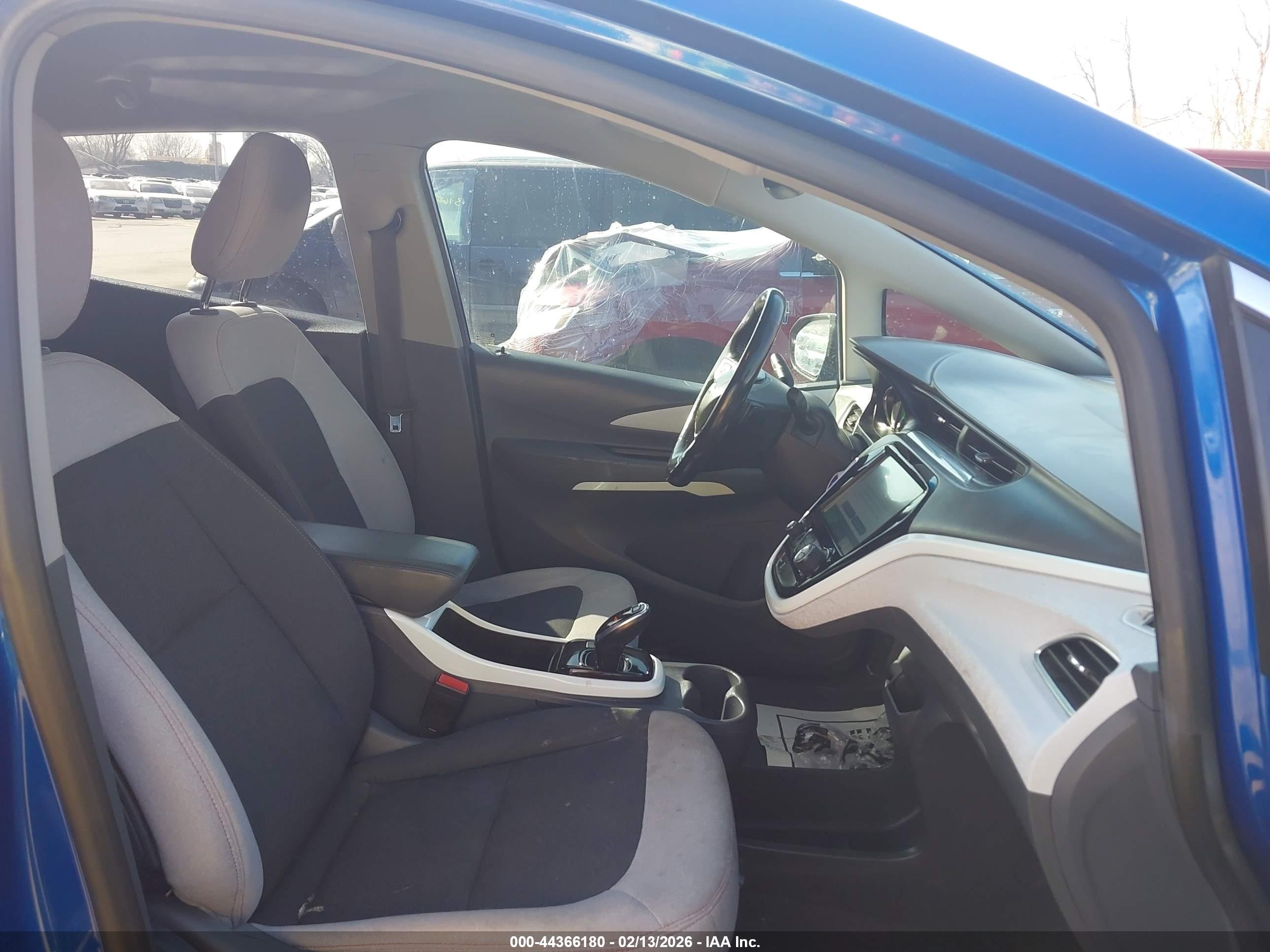 CHEVROLET BOLT image 5