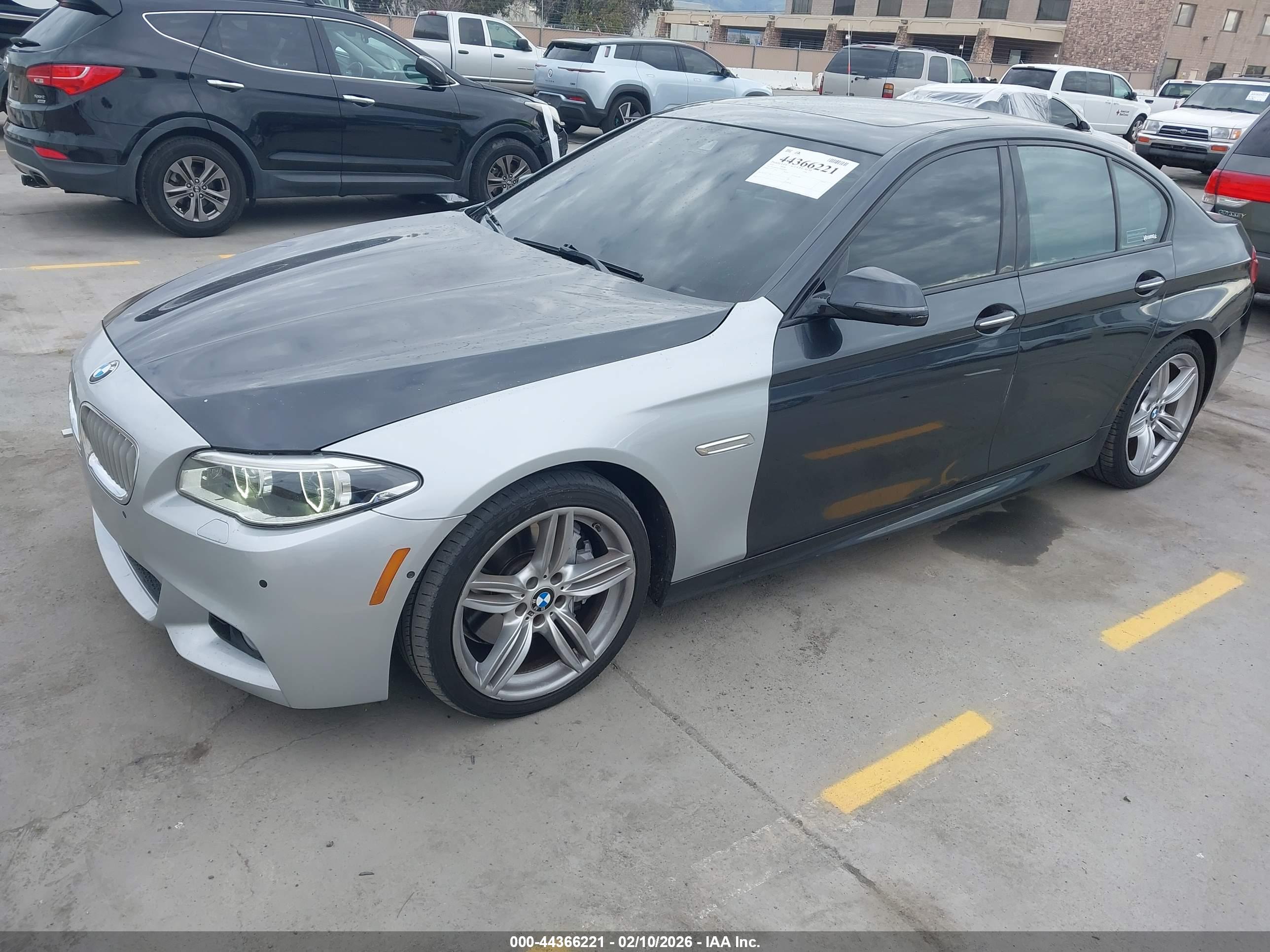 BMW 550I image 2