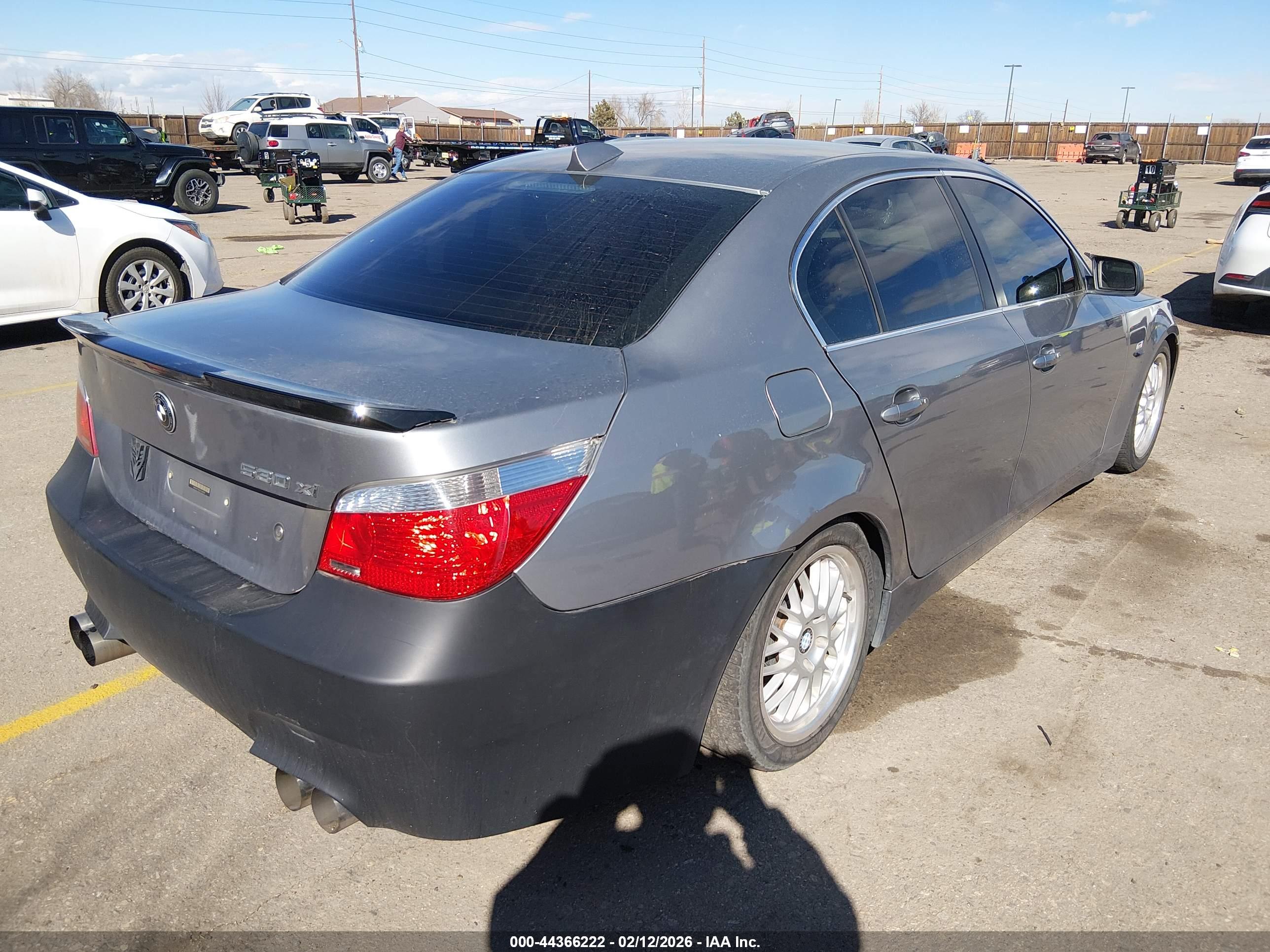 BMW 530XI image 4