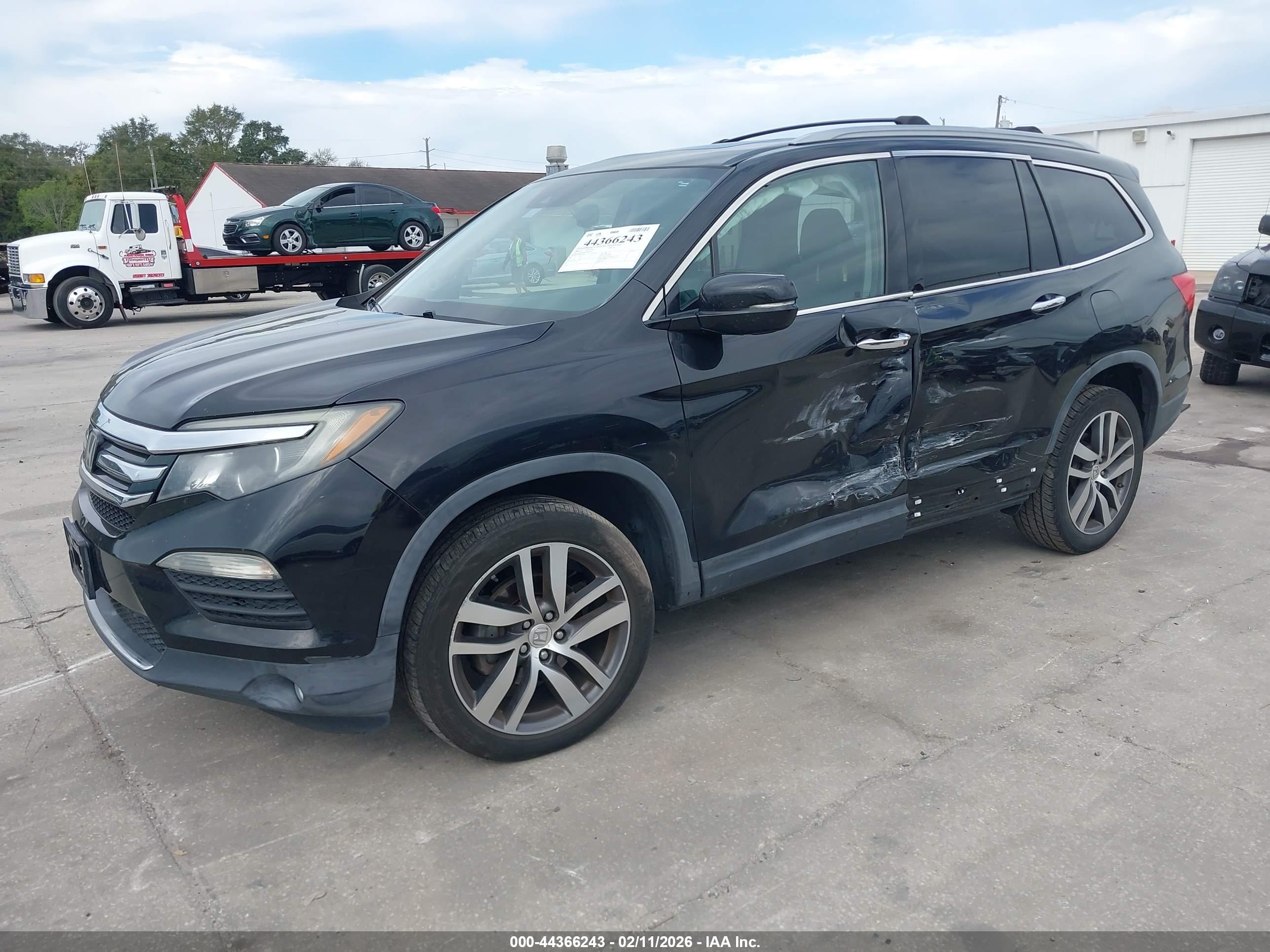 HONDA PILOT image 2
