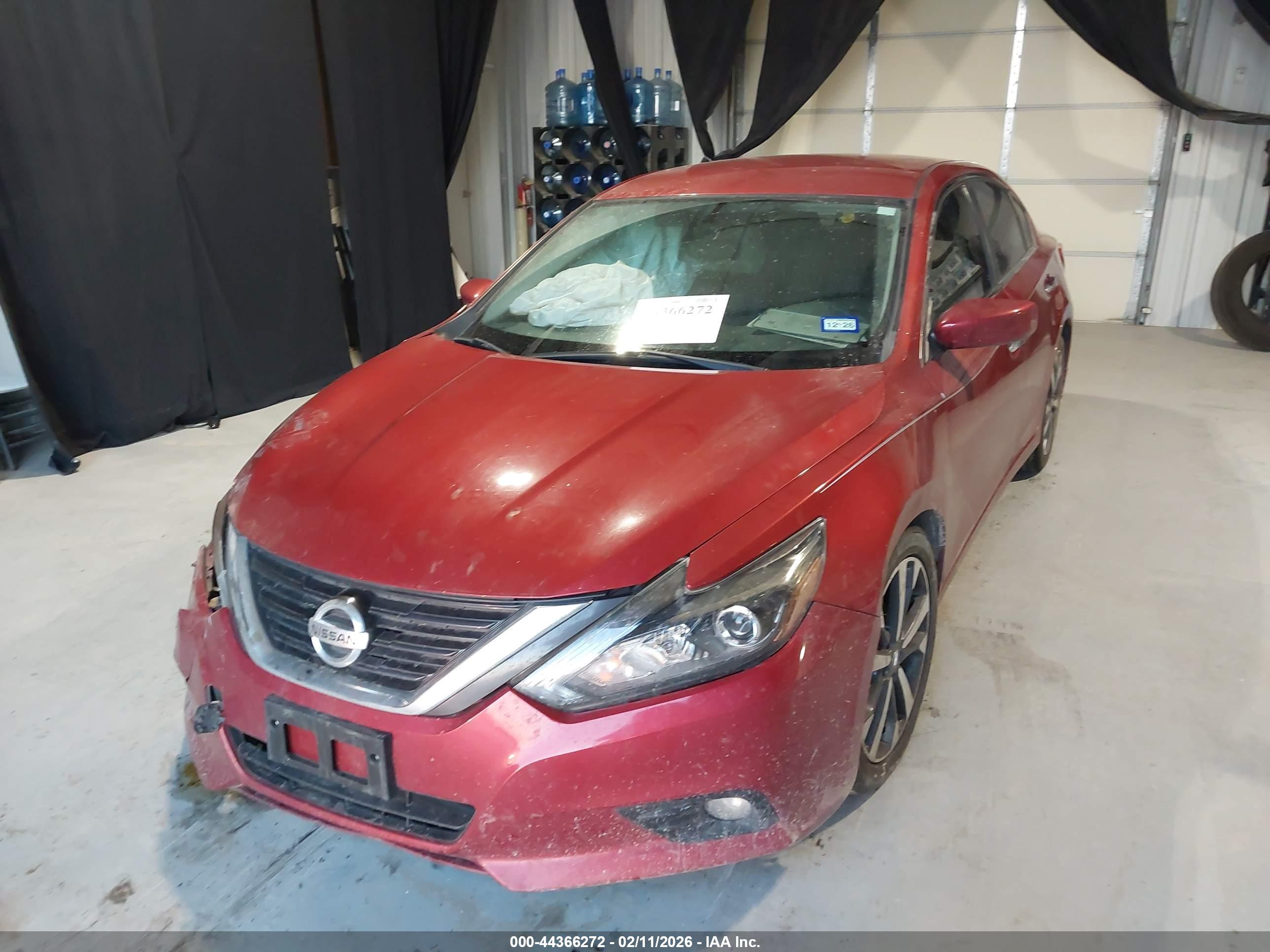 NISSAN ALTIMA image 2