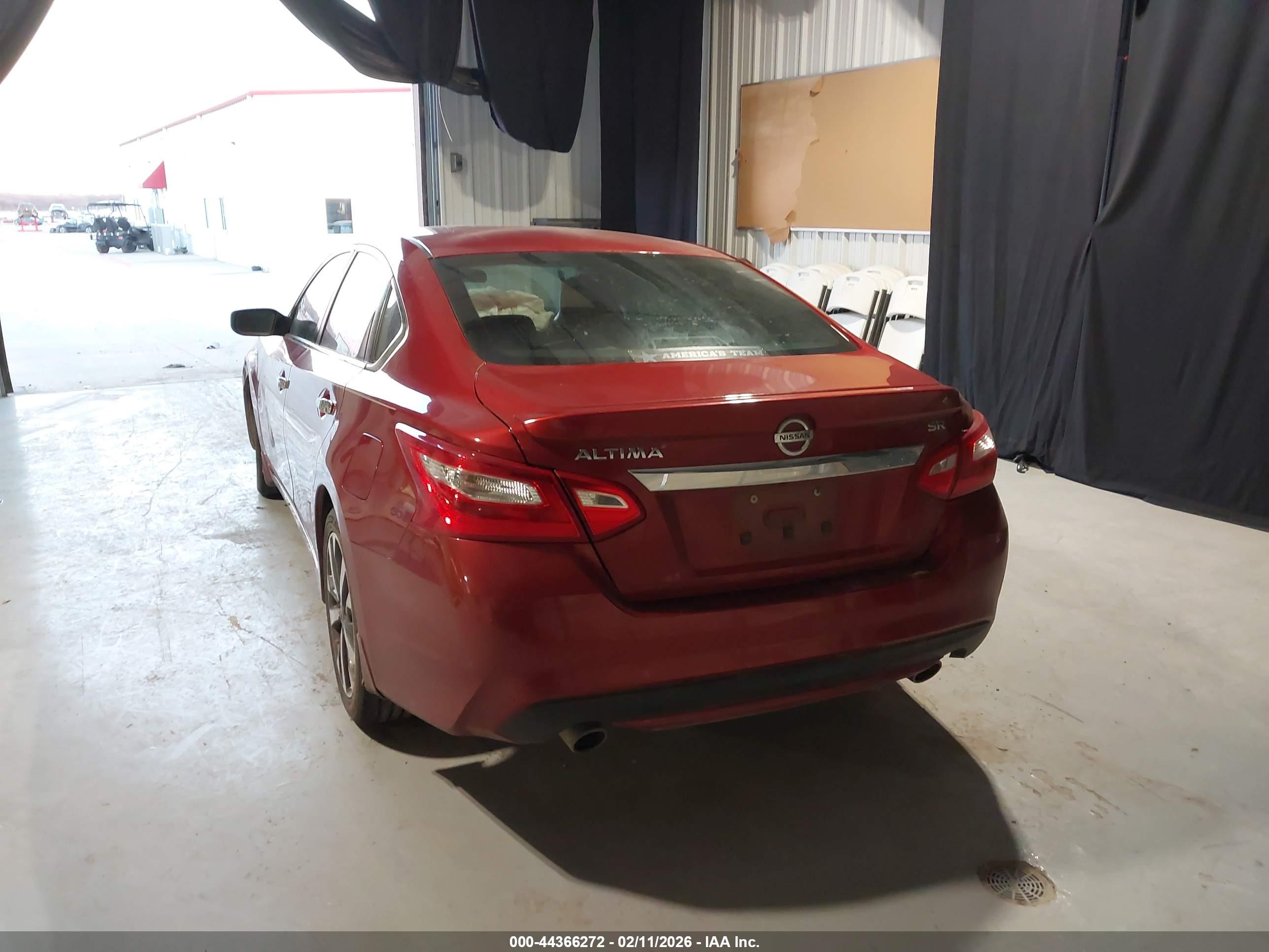 NISSAN ALTIMA image 3