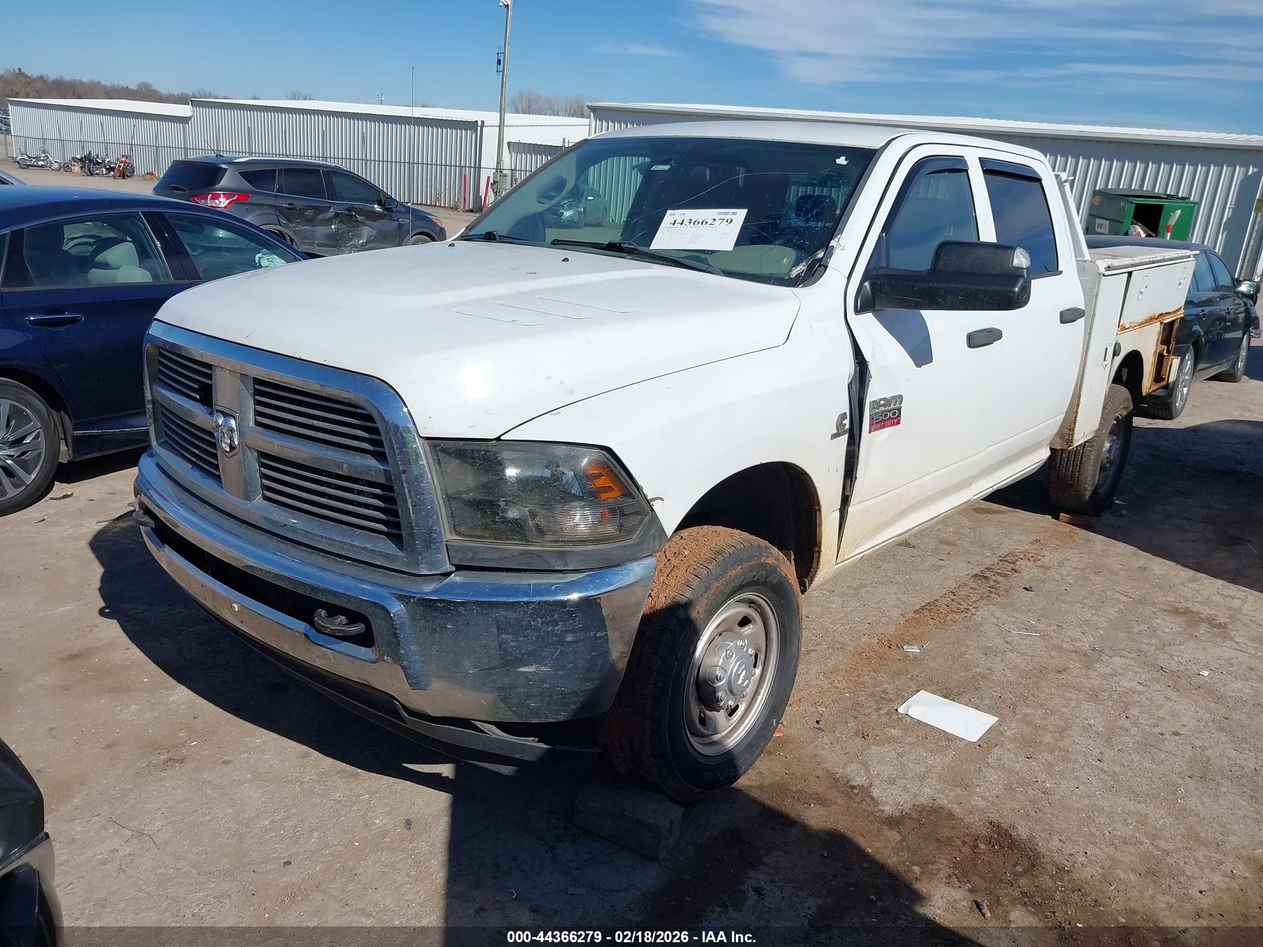 DODGE RAM image 2