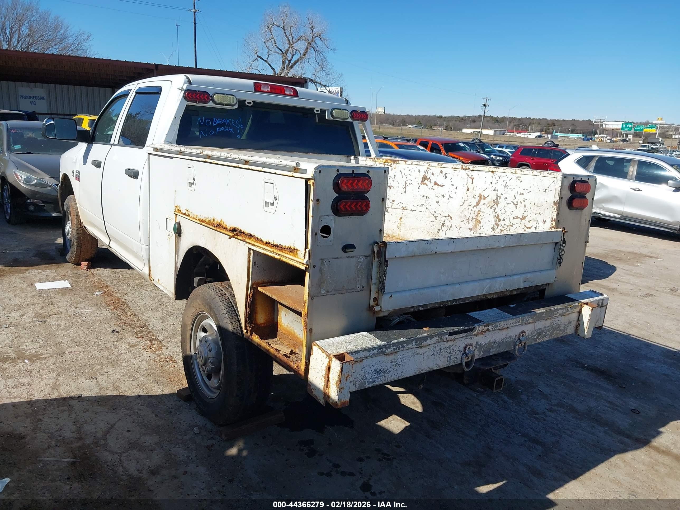 DODGE RAM image 3