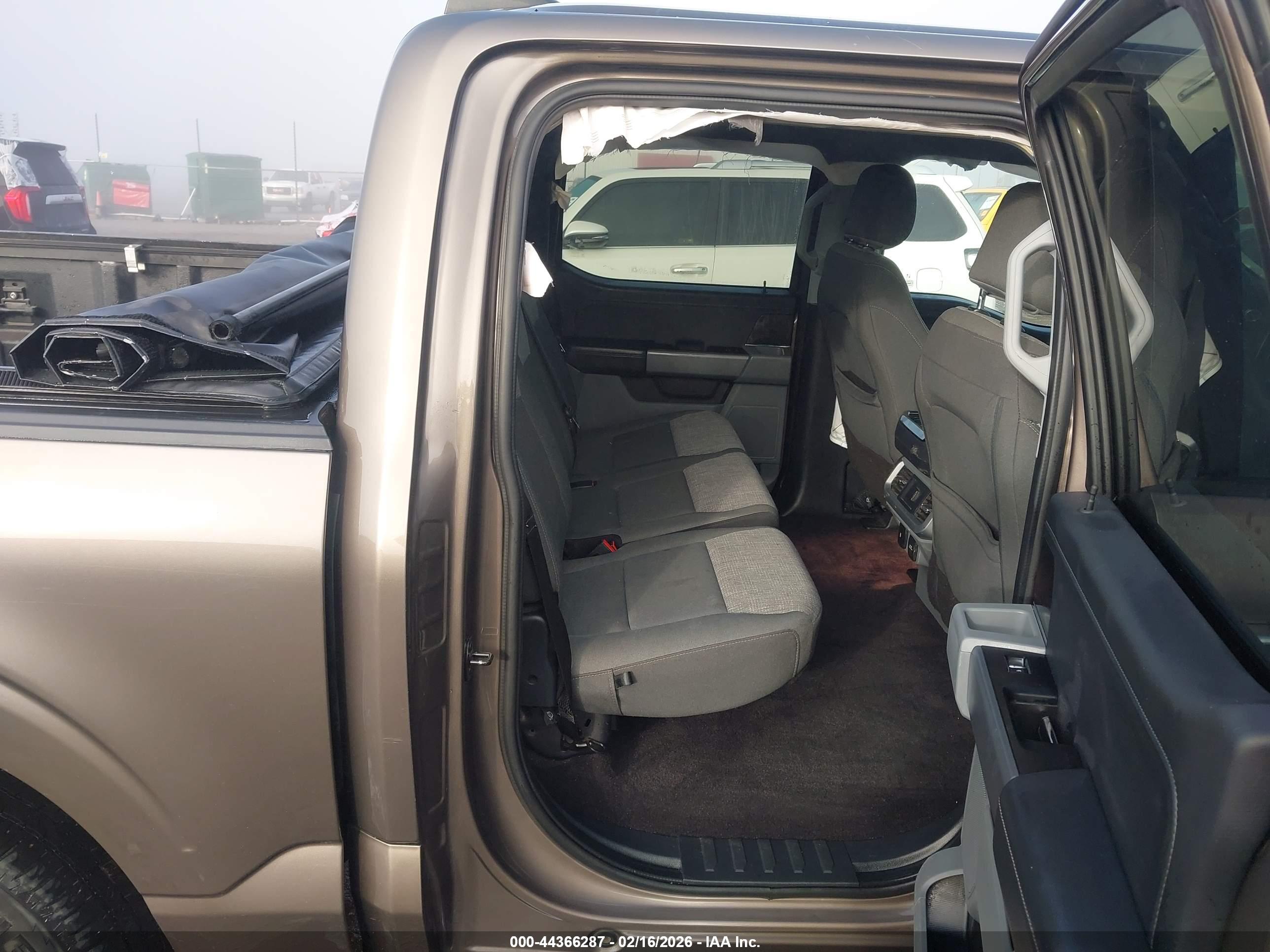 FORD F-150 image 8