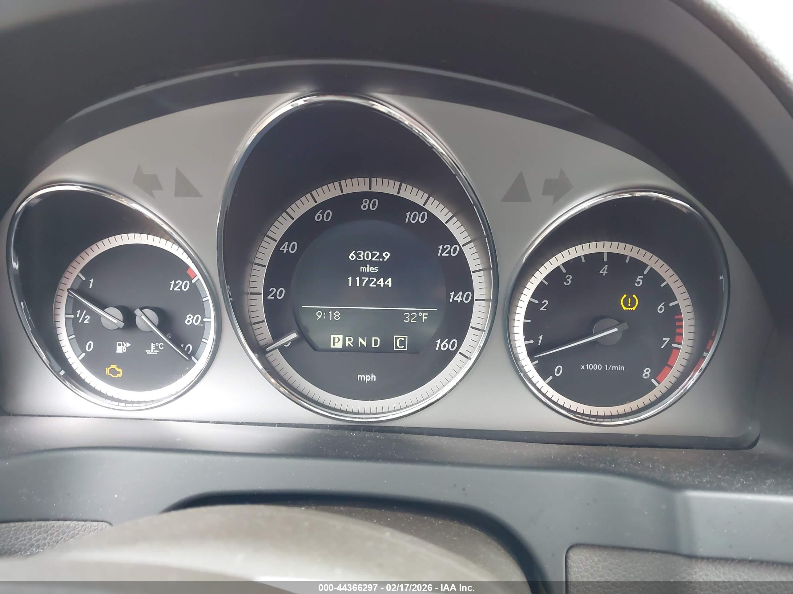 MERCEDES-BENZ C image 7