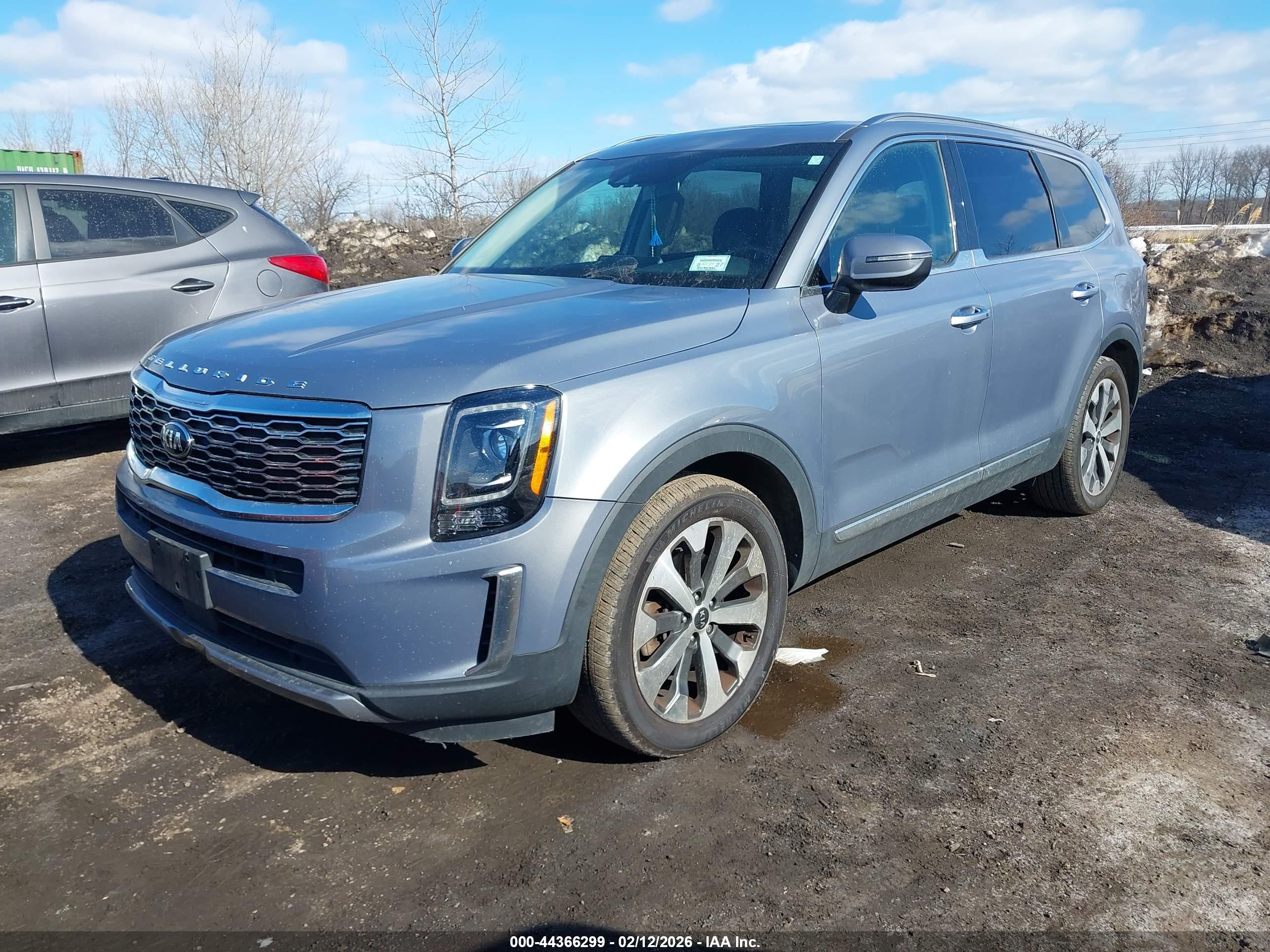 KIA TELLURIDE image 2