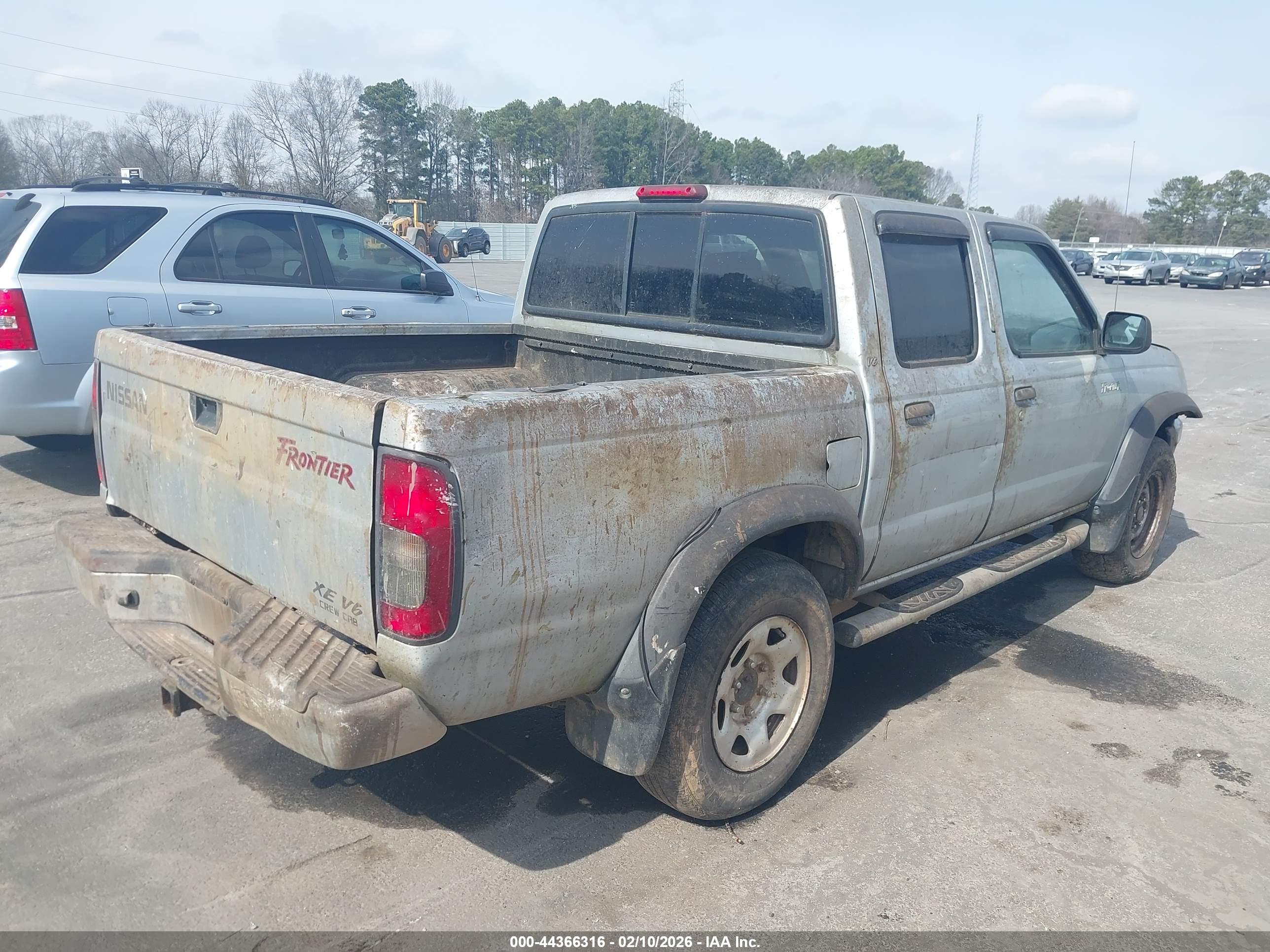 NISSAN FRONTIER image 4