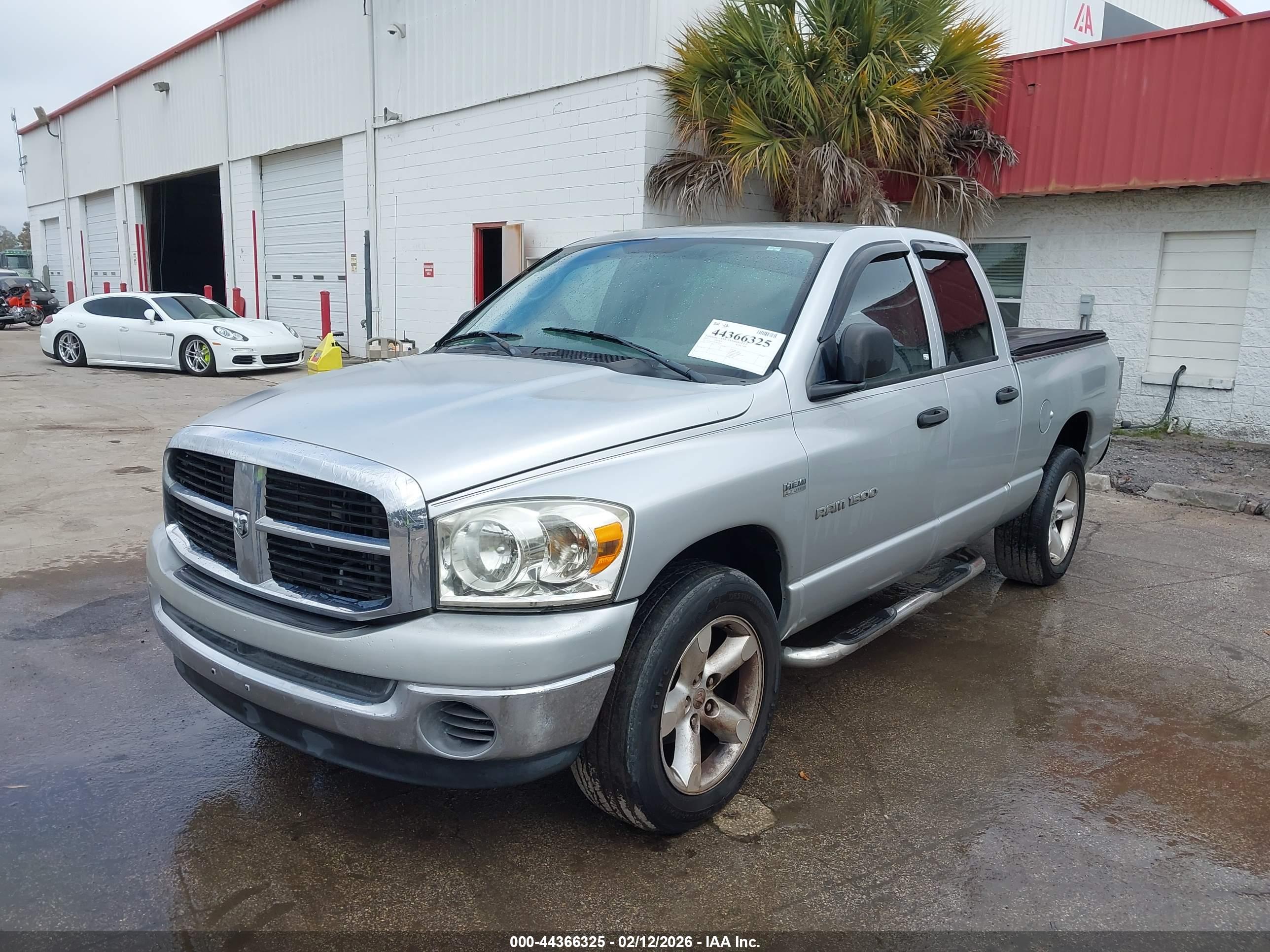 DODGE RAM image 2