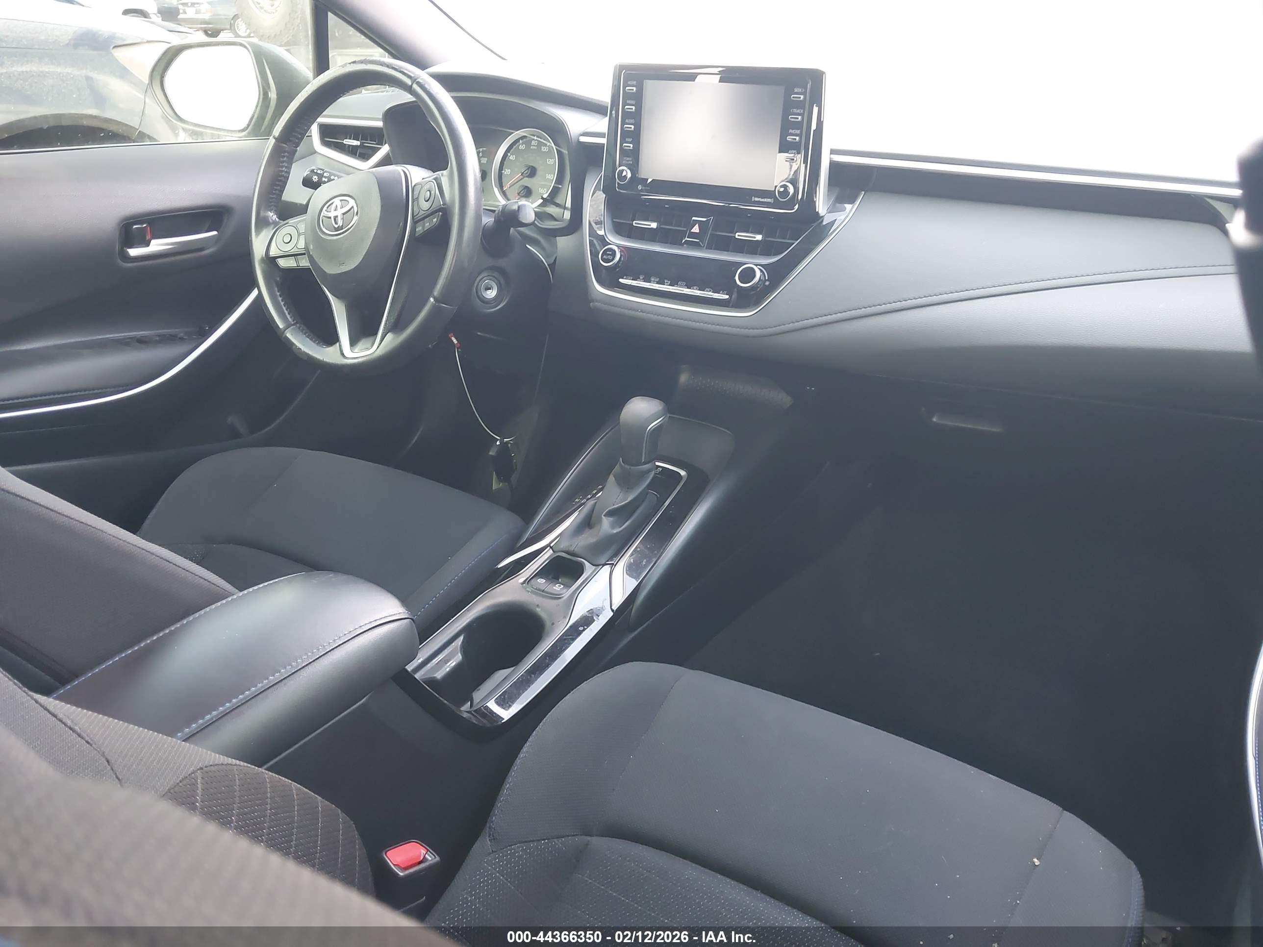 TOYOTA COROLLA image 5