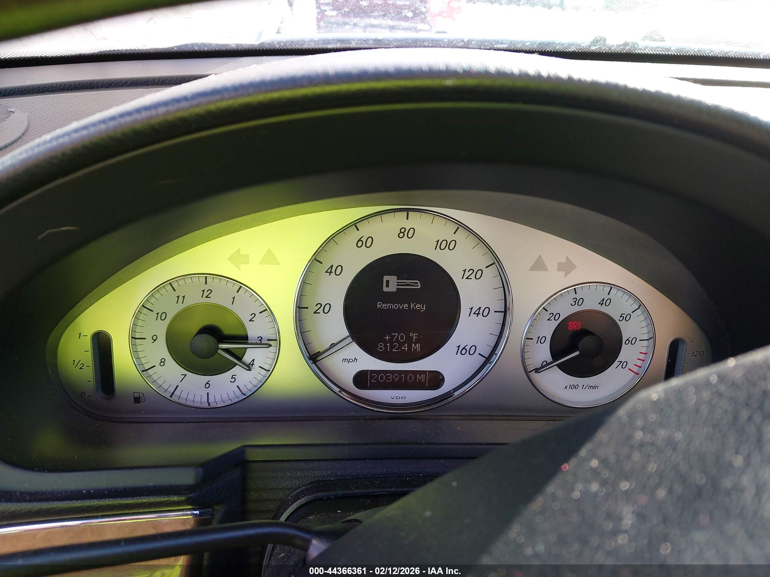 MERCEDES-BENZ E image 7