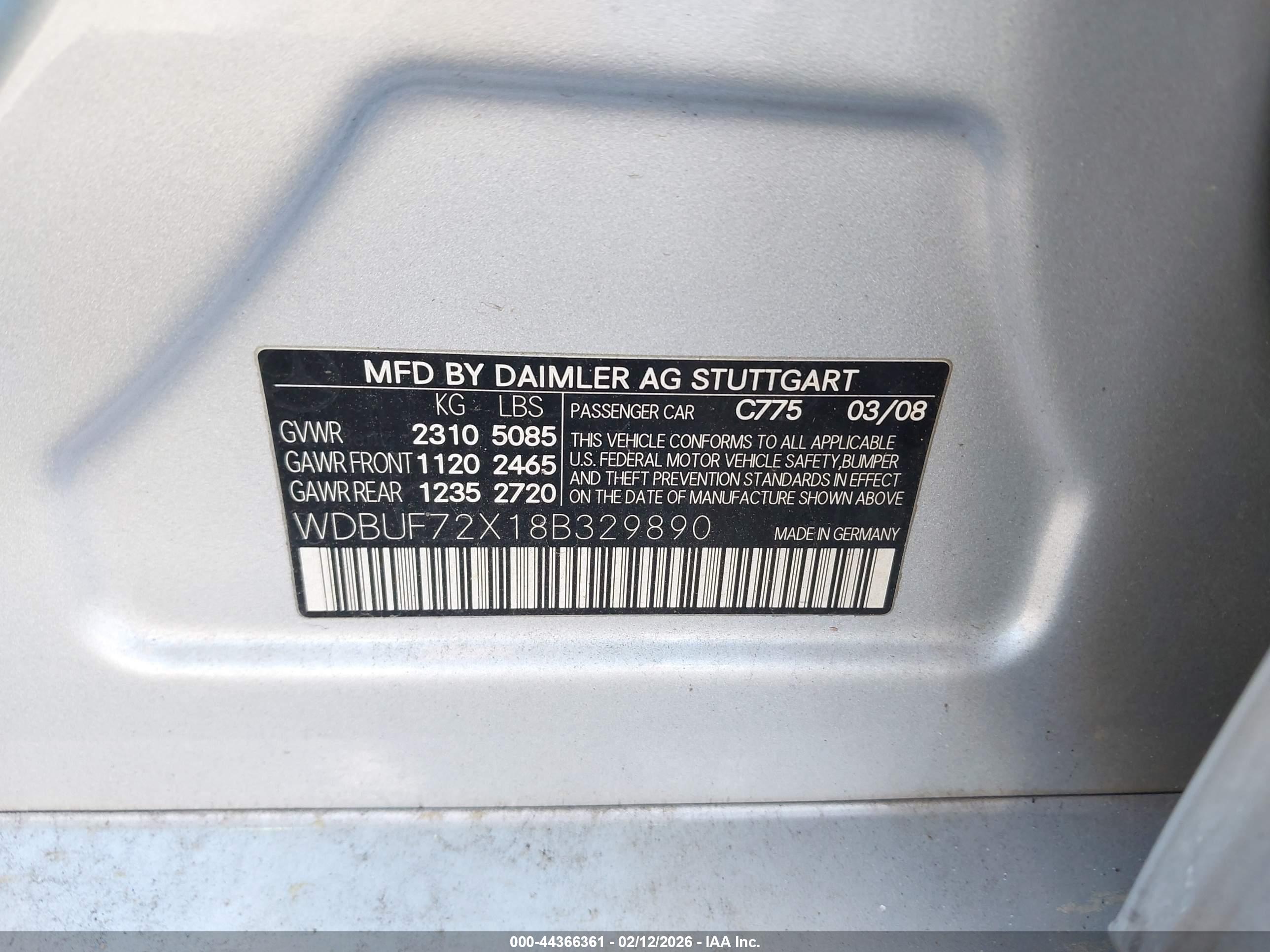 MERCEDES-BENZ E image 9