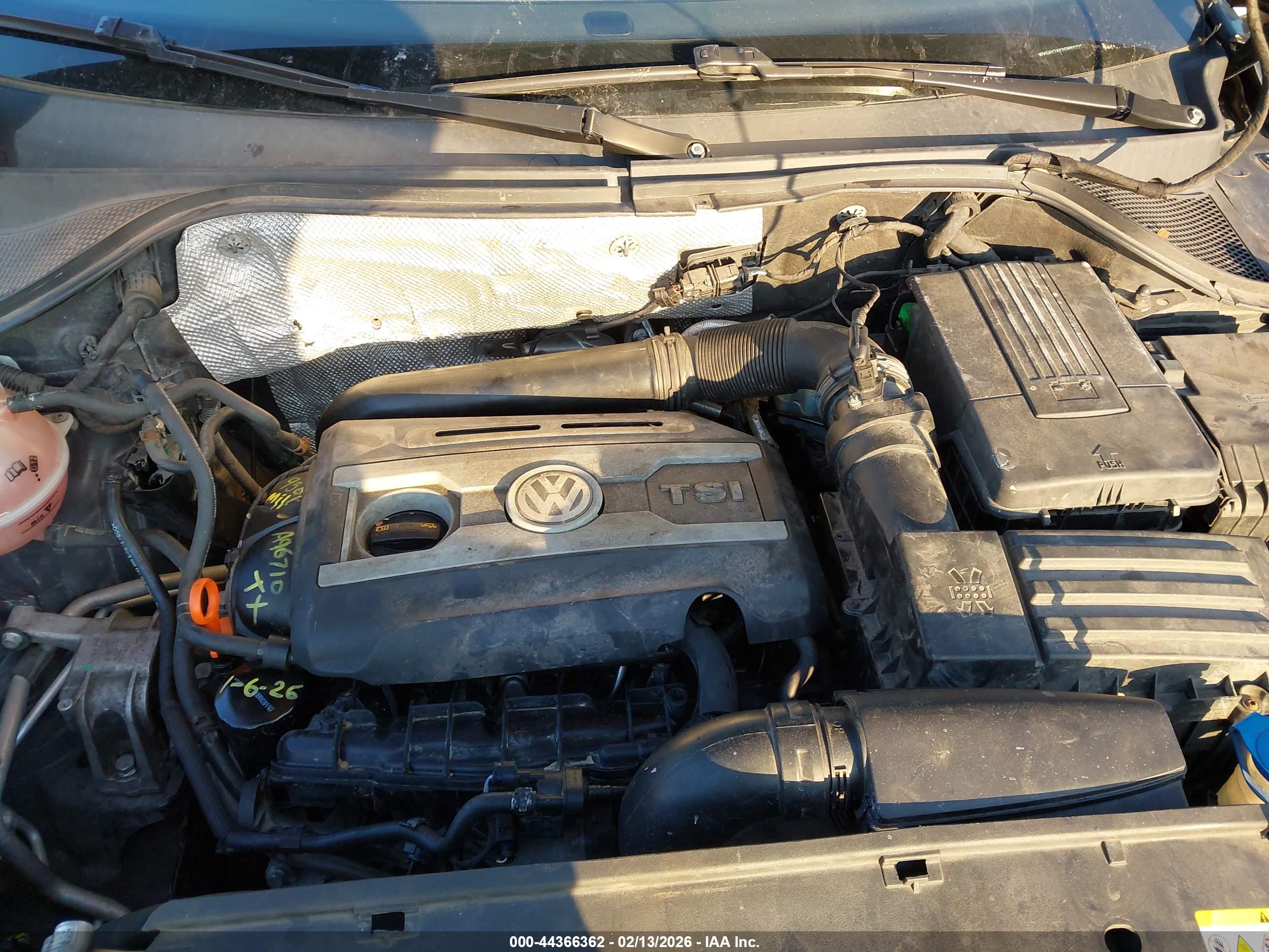 VOLKSWAGEN TIGUAN image 10