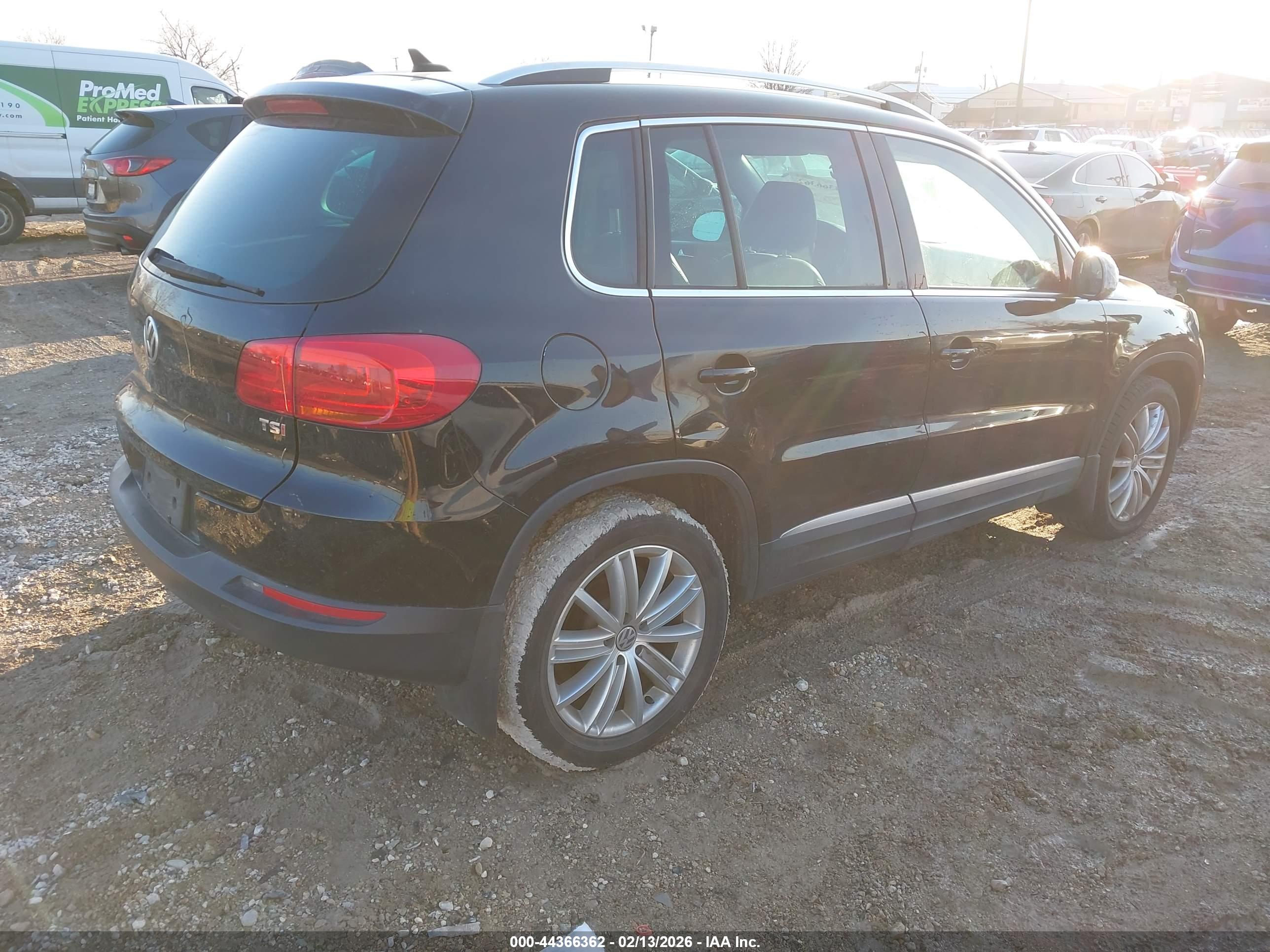 VOLKSWAGEN TIGUAN image 4
