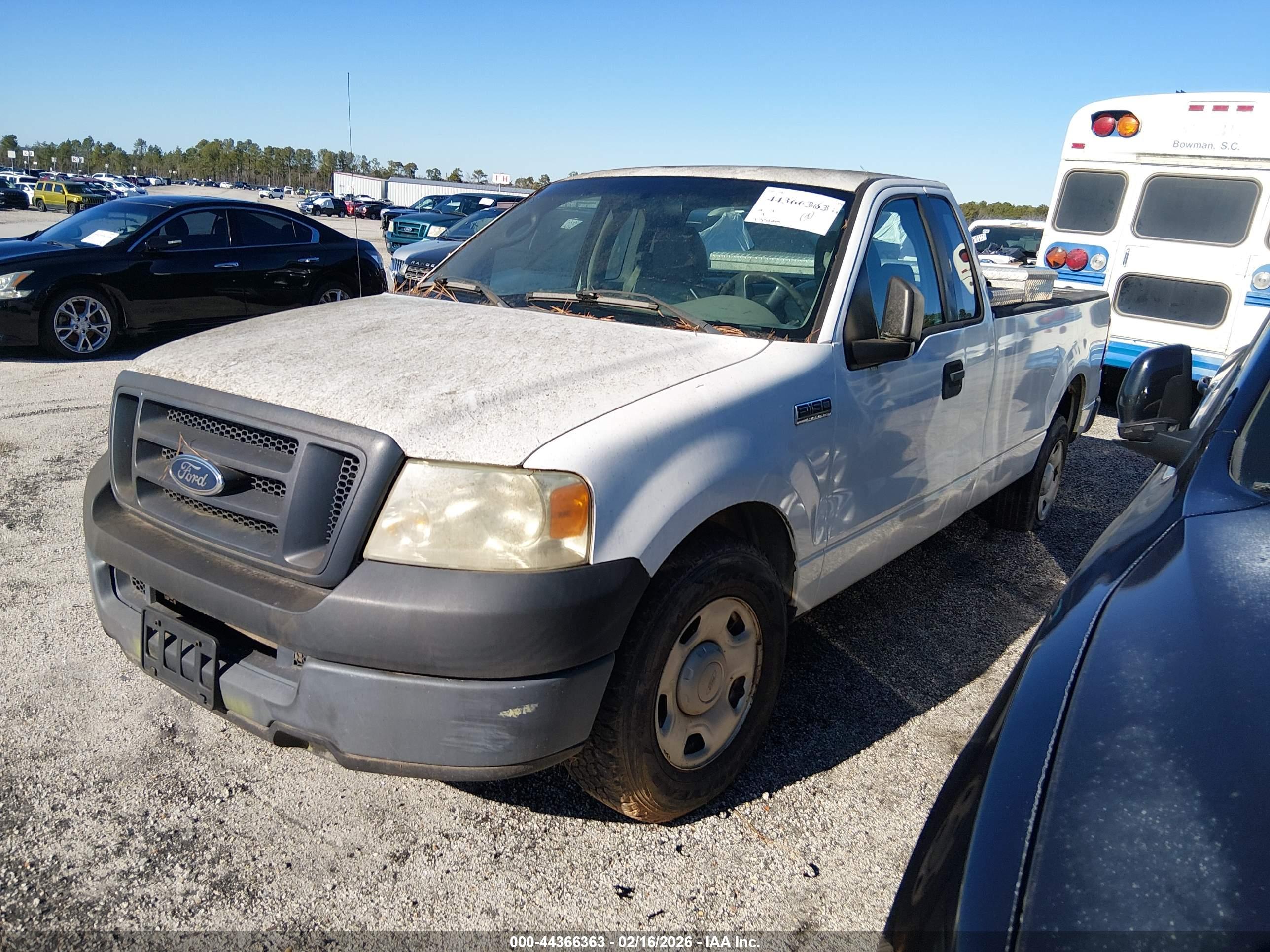 FORD F-150 image 2