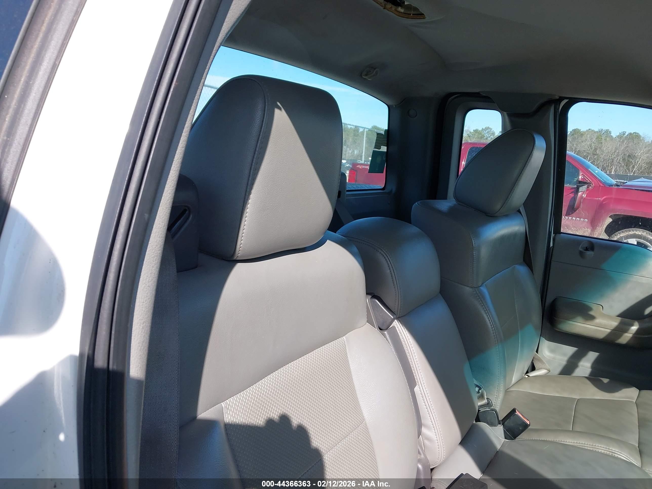 FORD F-150 image 8