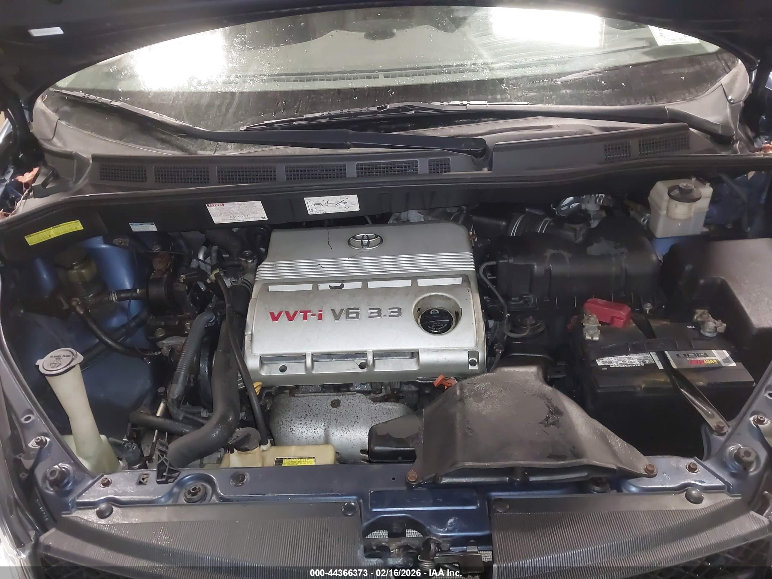 TOYOTA SIENNA image 10