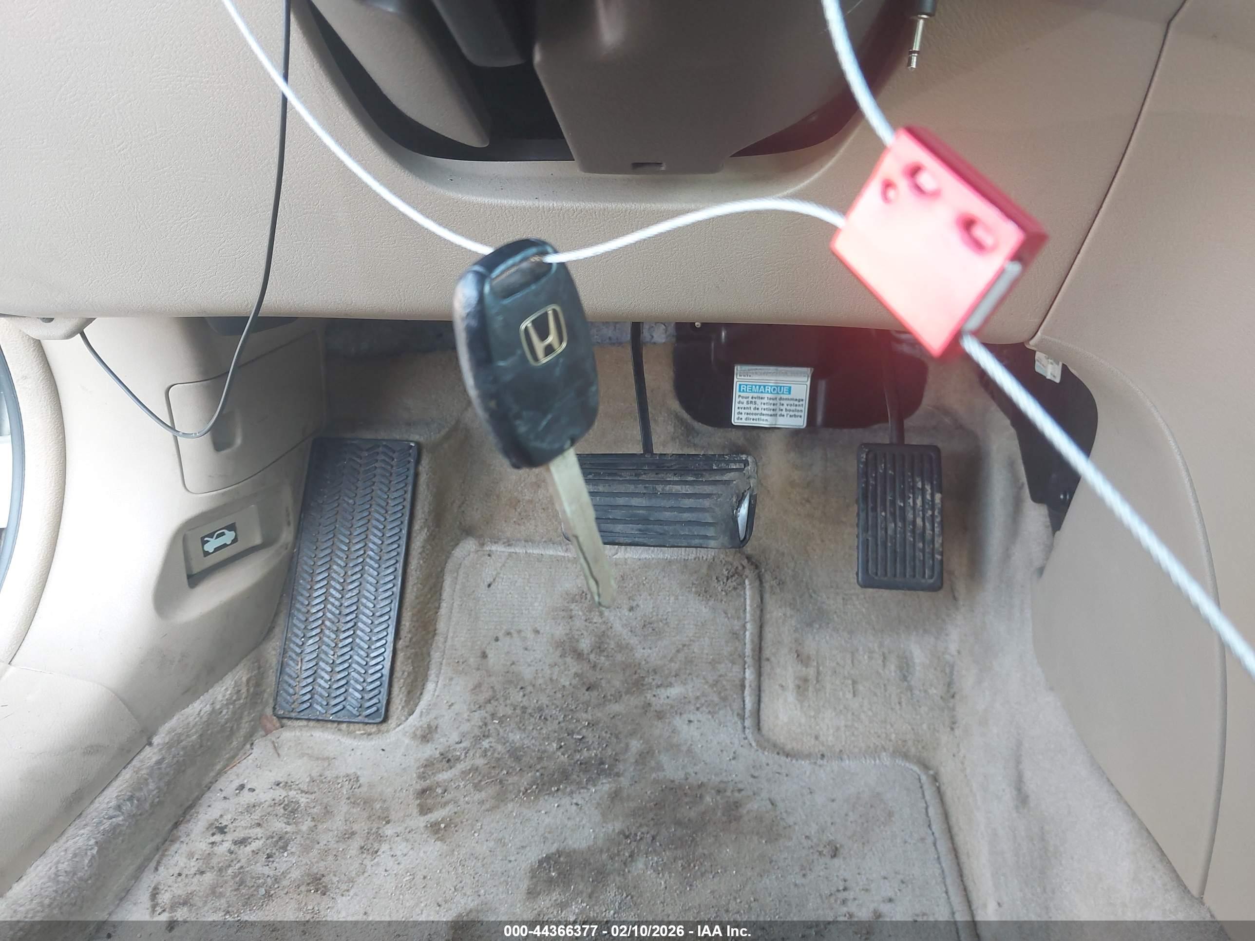 HONDA ACCORD image 11