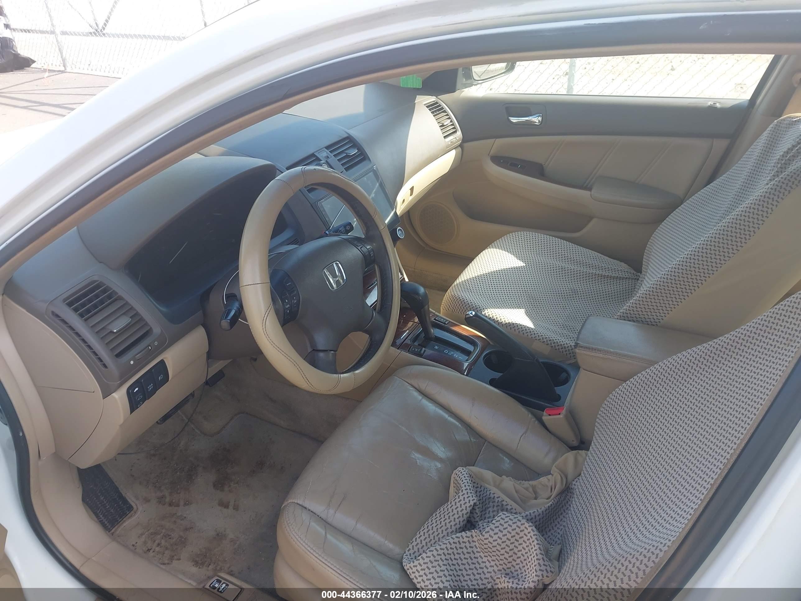 HONDA ACCORD image 5