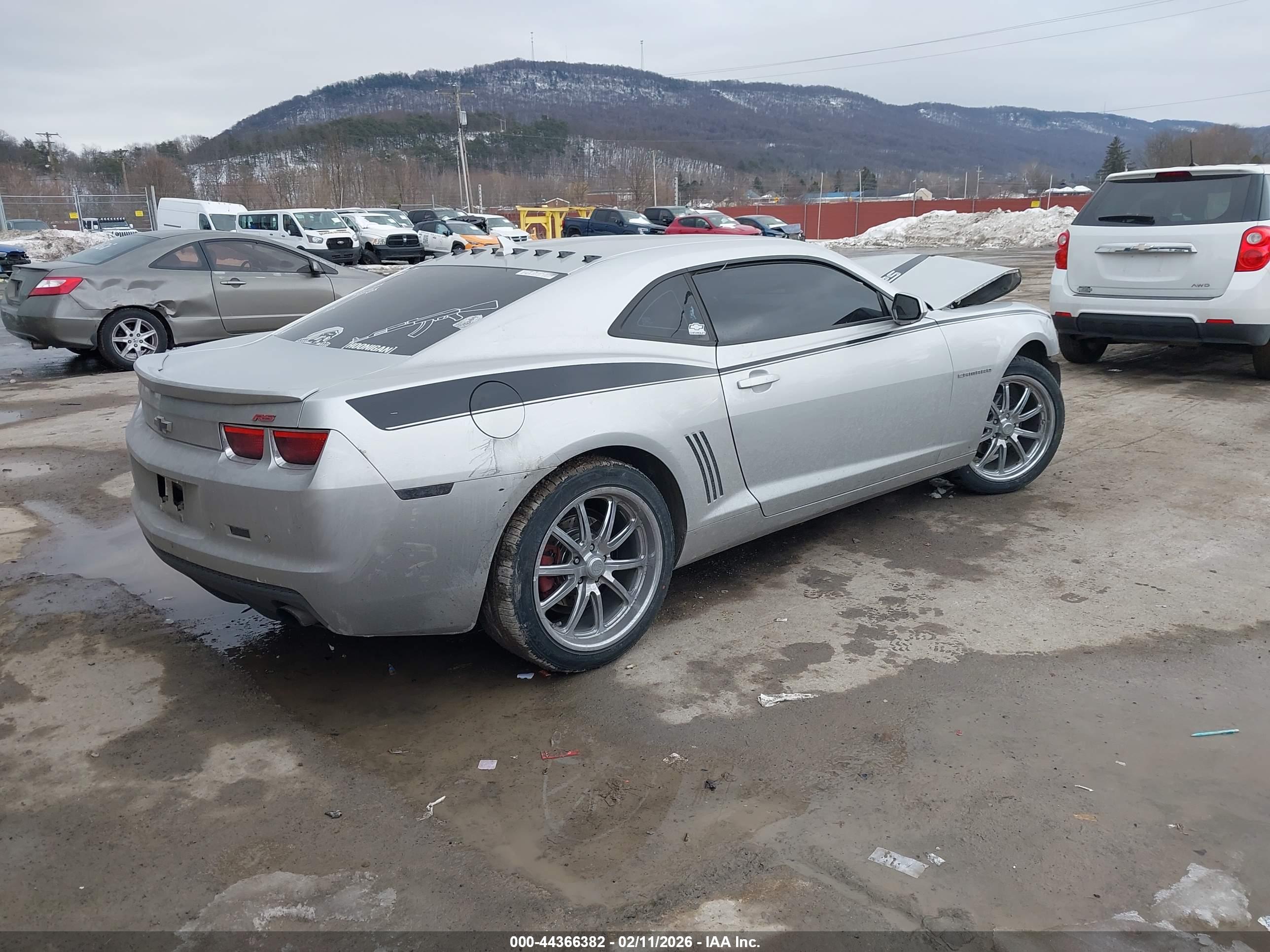 CHEVROLET CAMARO image 4
