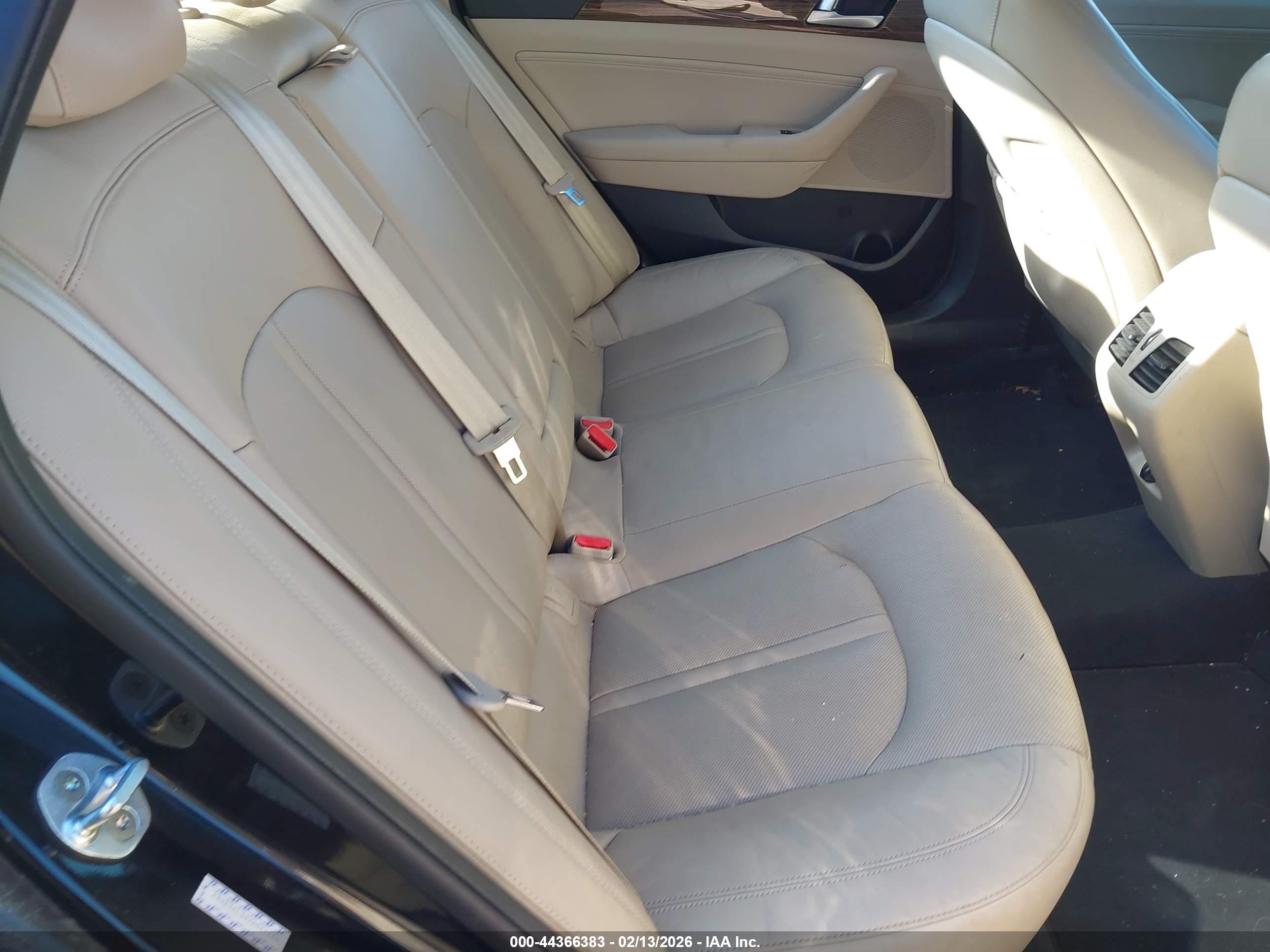 HYUNDAI SONATA image 8