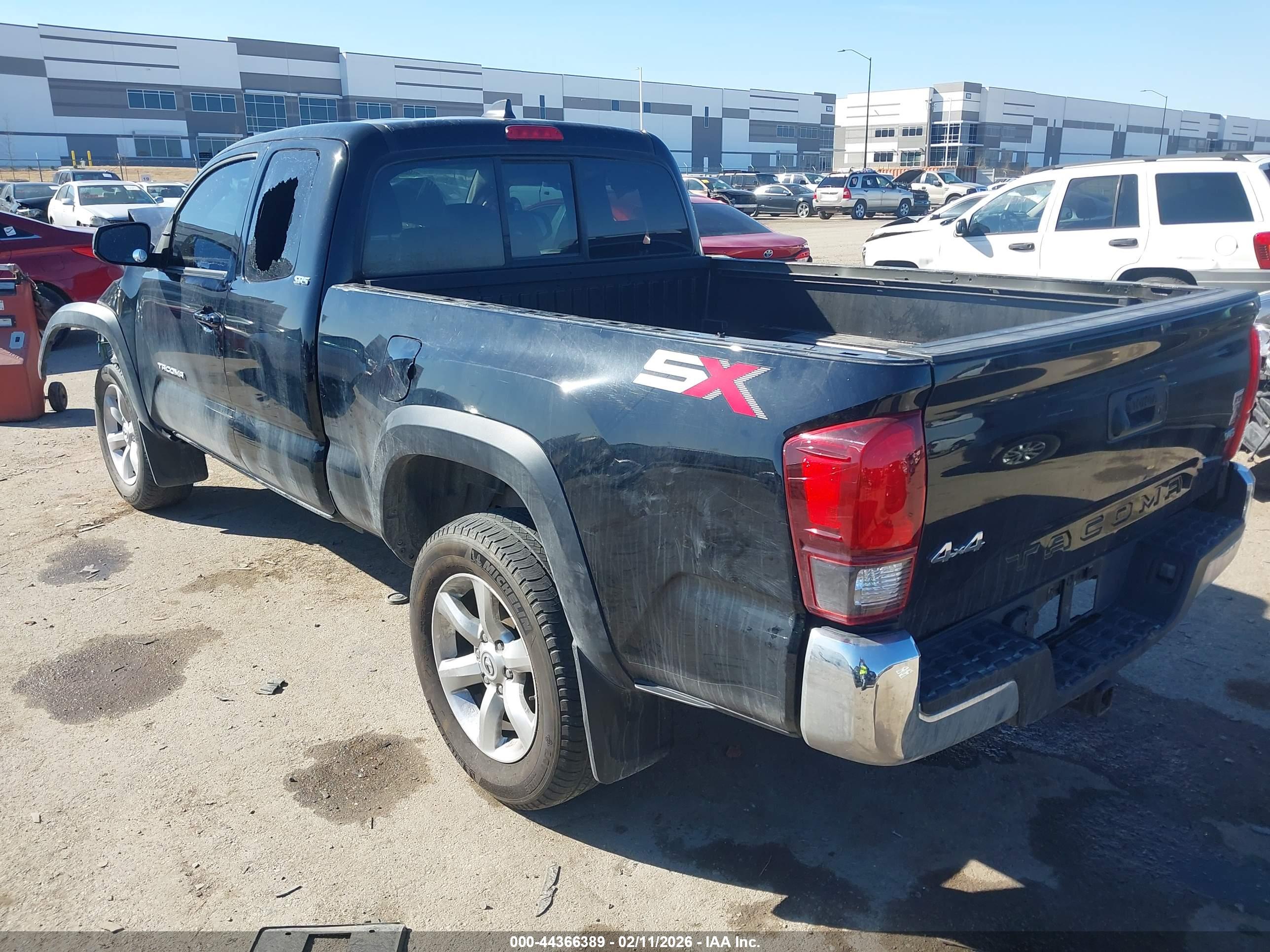 TOYOTA TACOMA image 3
