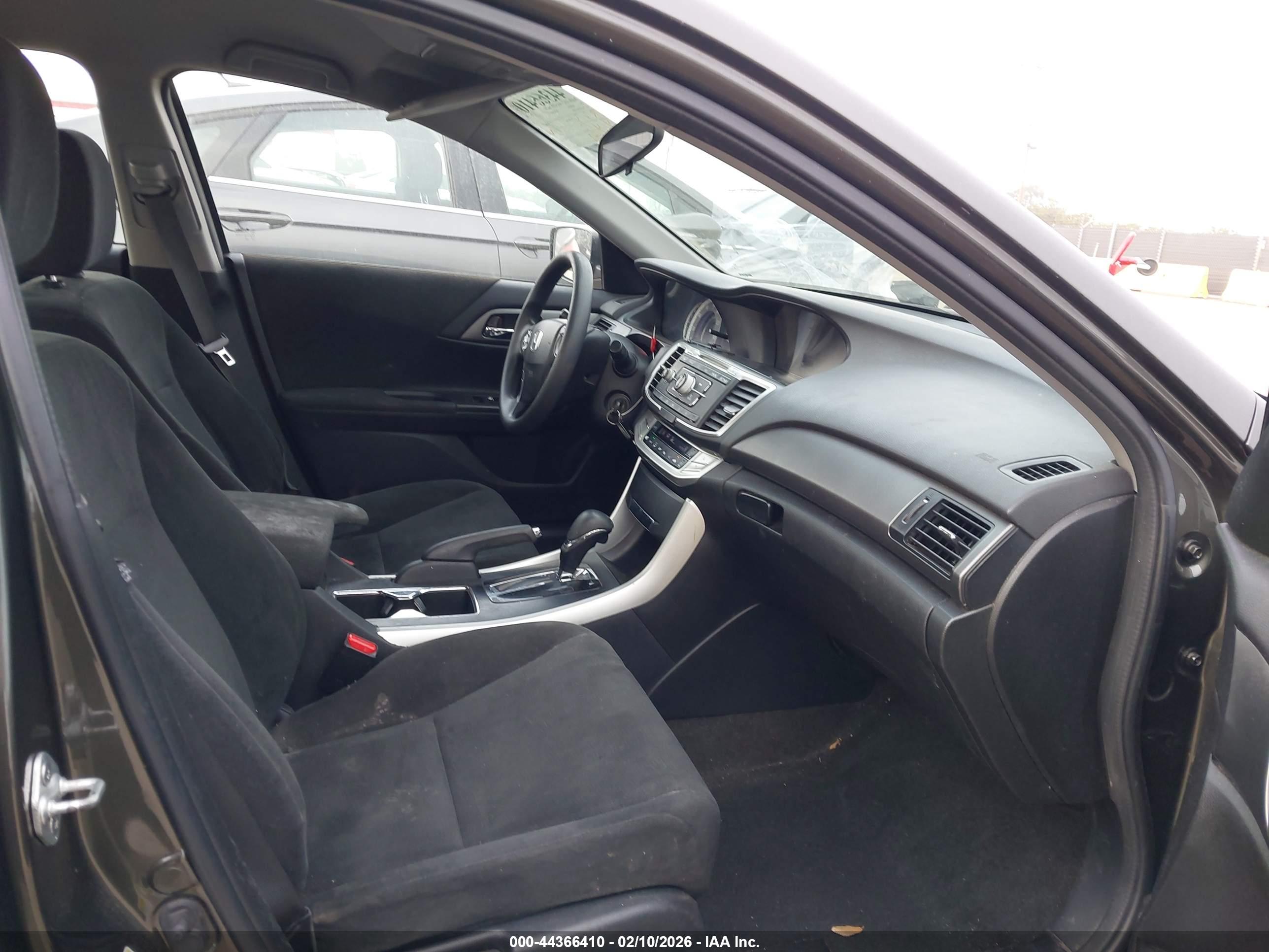 HONDA ACCORD image 5