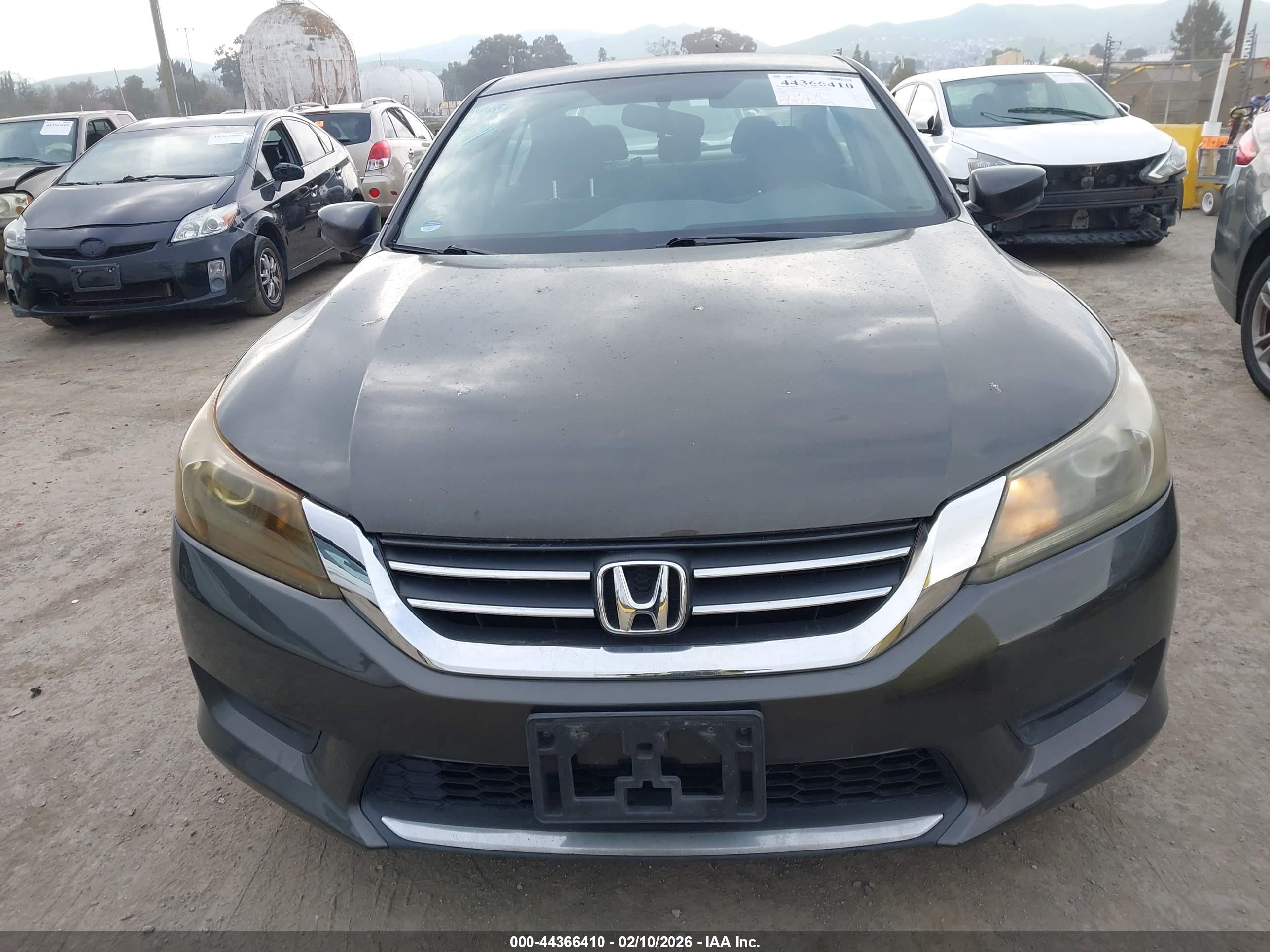 HONDA ACCORD image 6