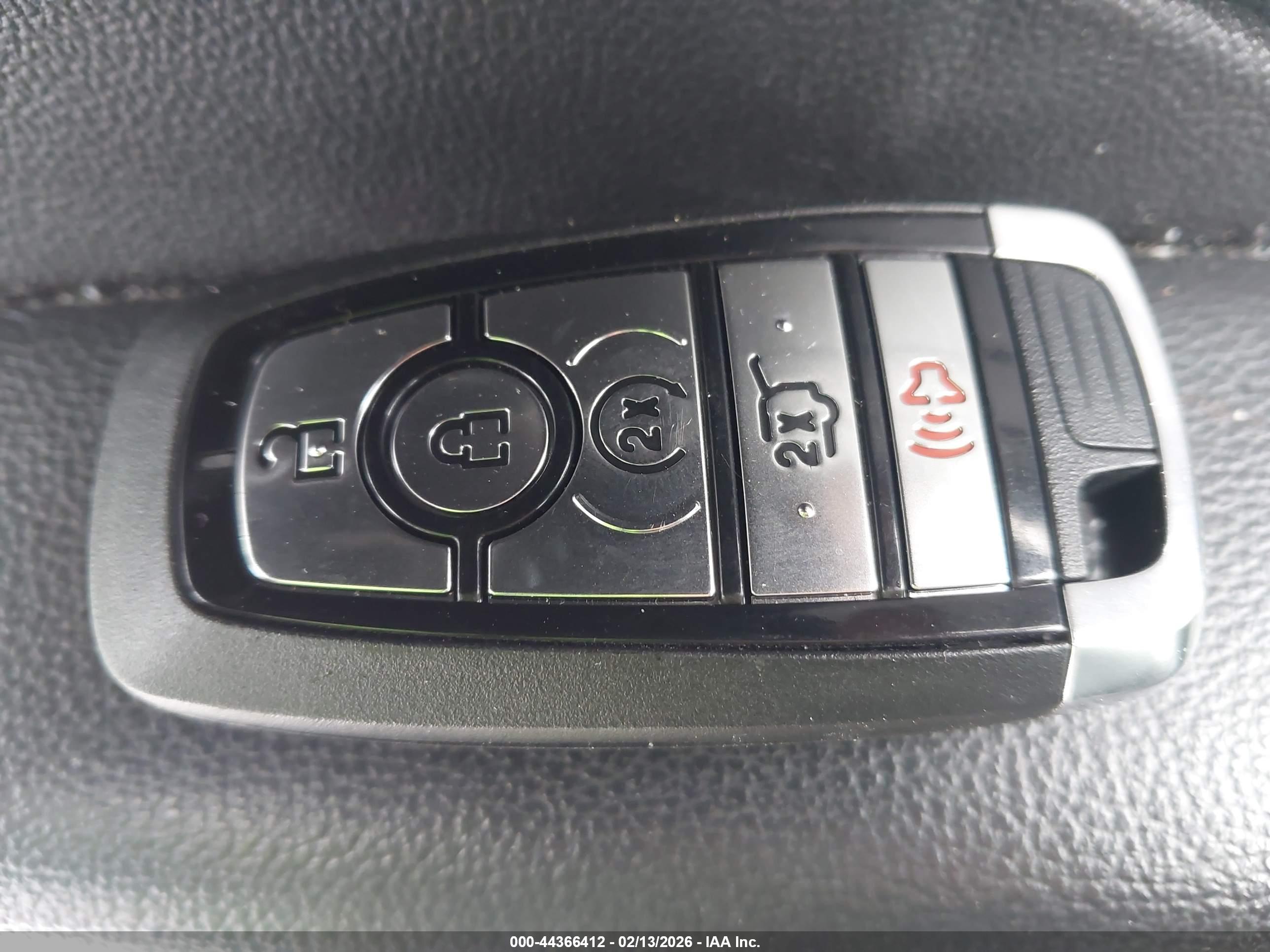FORD ESCAPE image 11