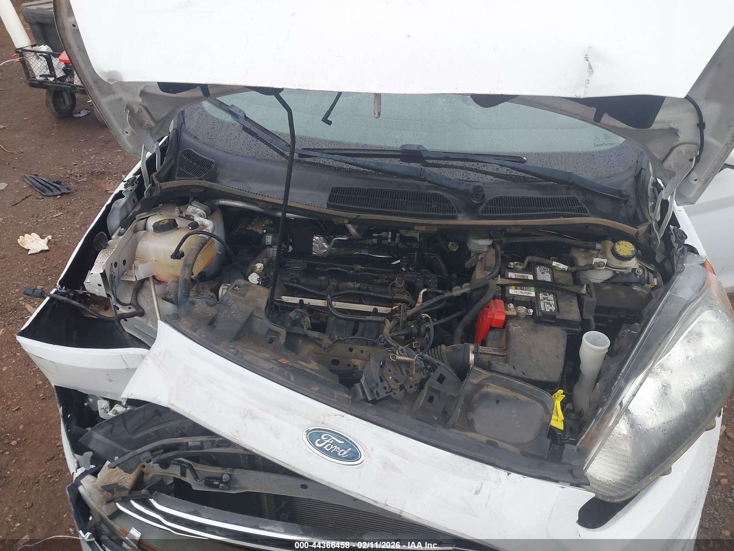 FORD FIESTA image 10