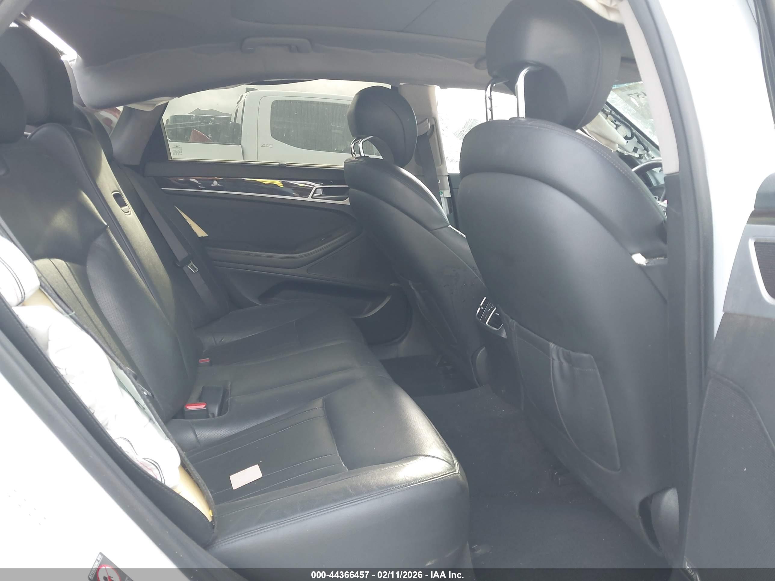 GENESIS G80 image 8
