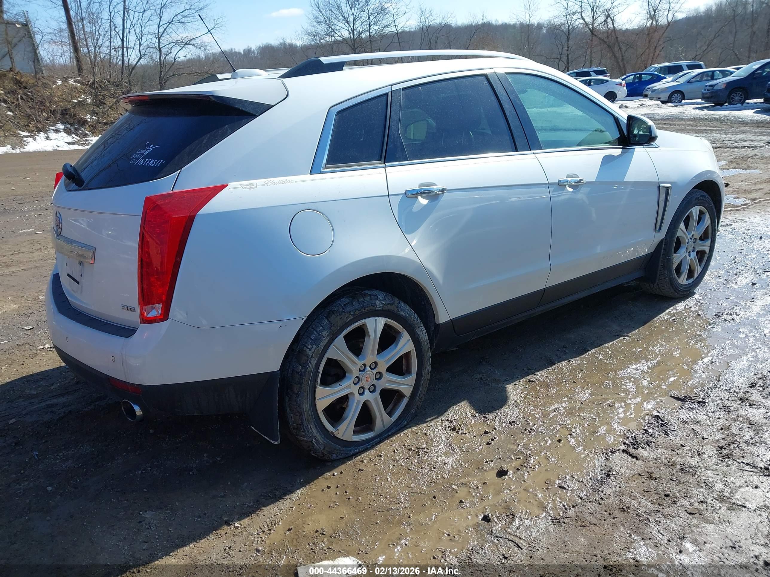 CADILLAC SRX image 4
