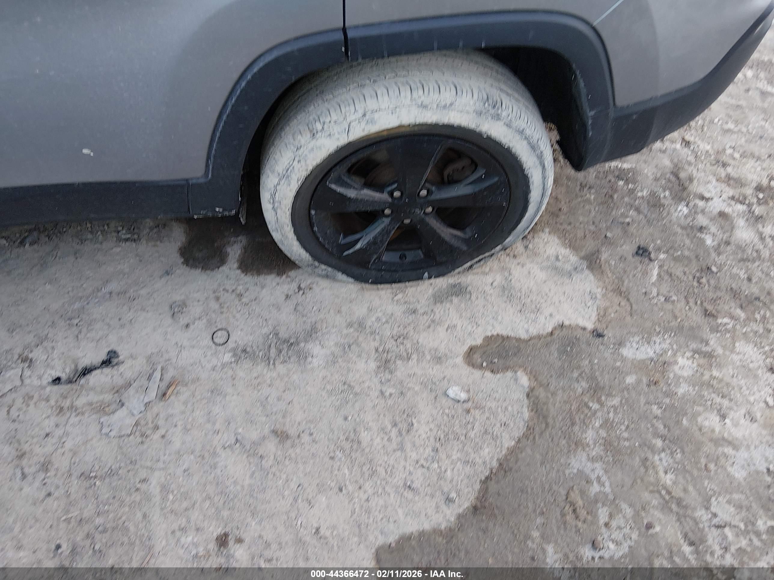 JEEP CHEROKEE image 6