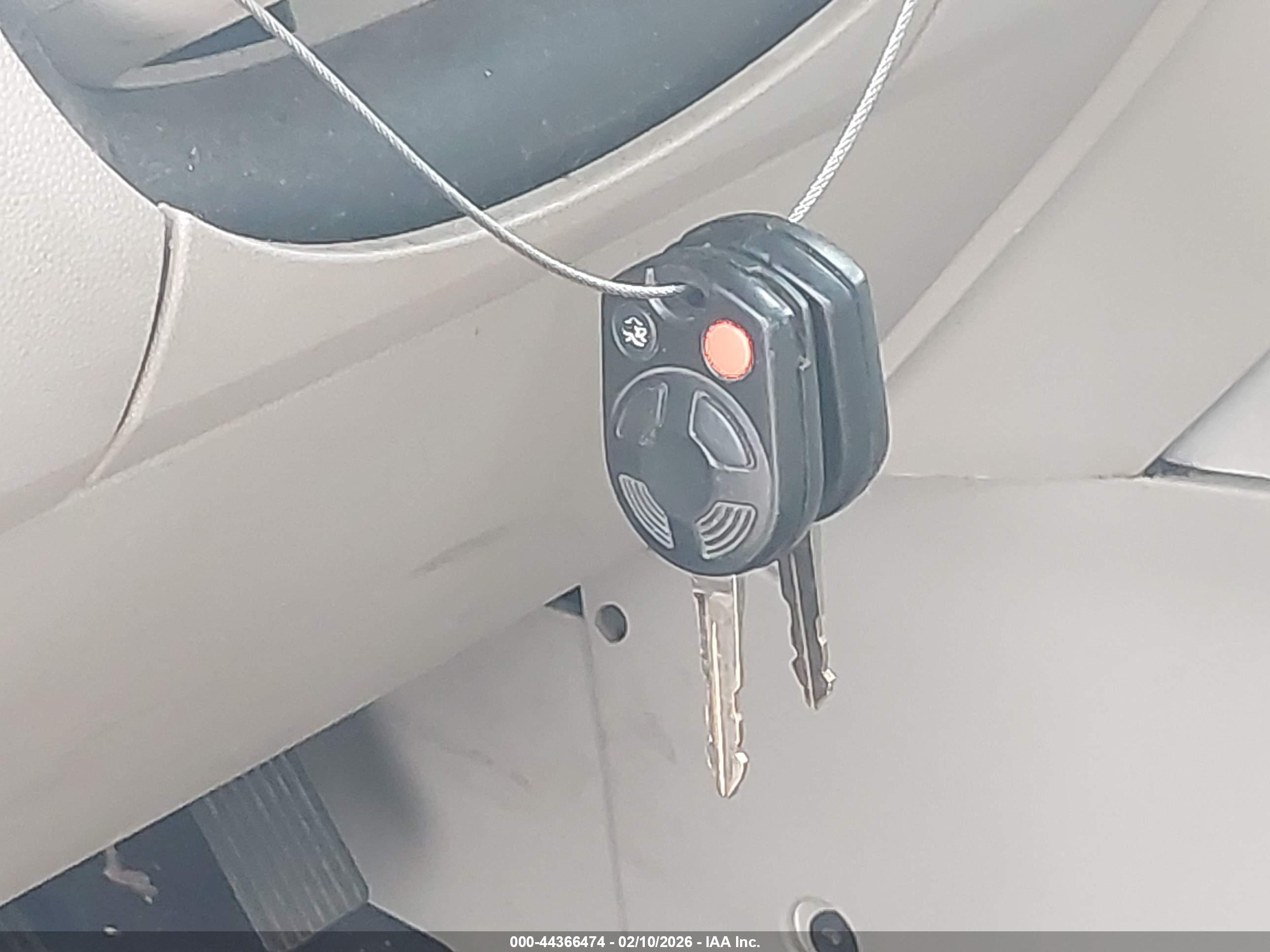FORD ESCAPE image 11