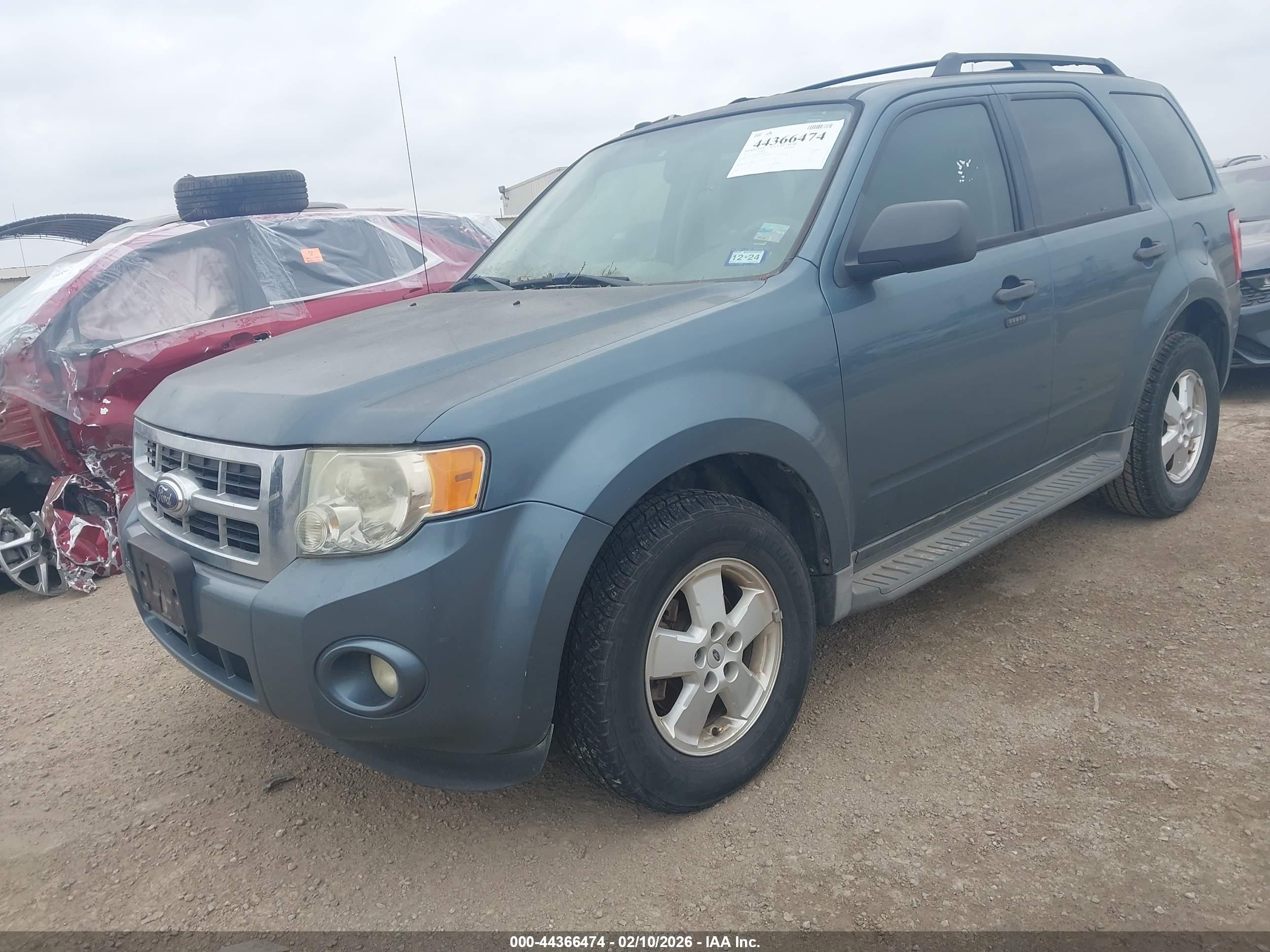 FORD ESCAPE image 6