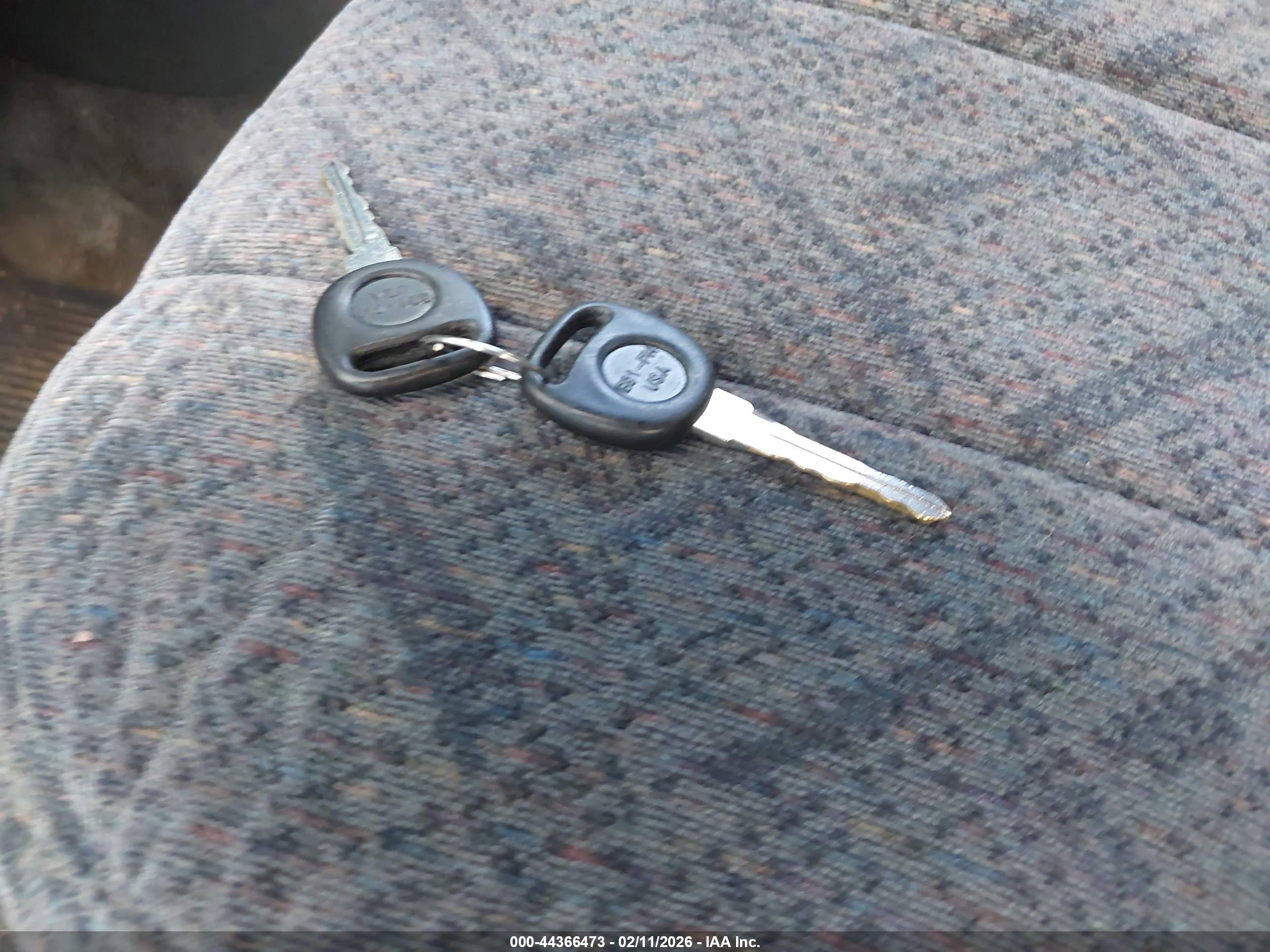 GMC SONOMA image 11