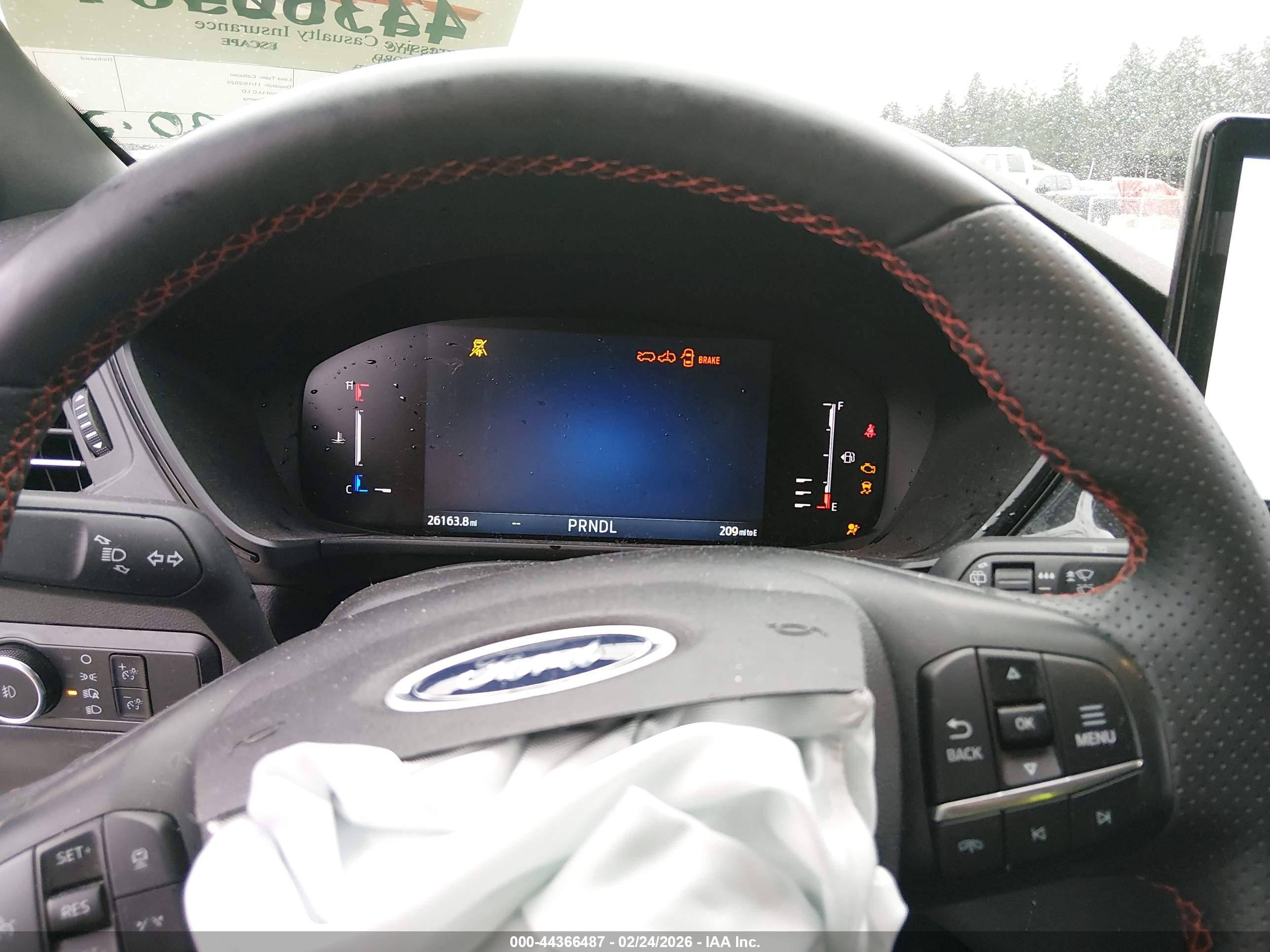 FORD ESCAPE image 7