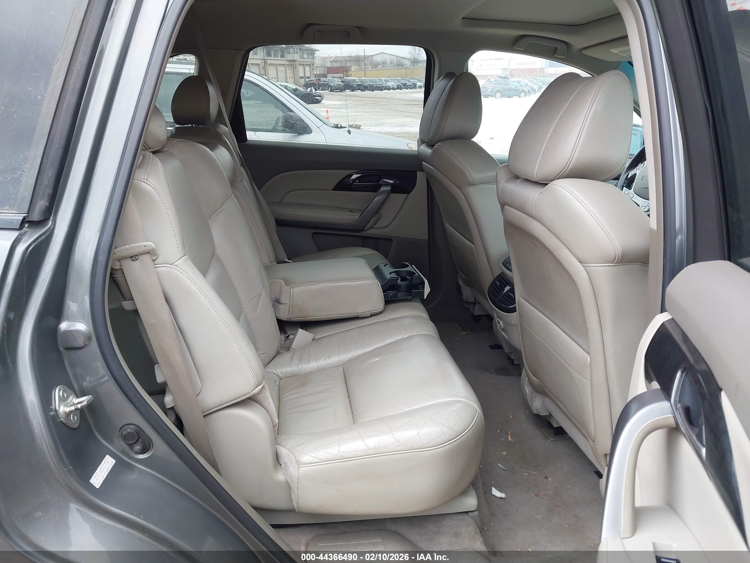 ACURA MDX image 8
