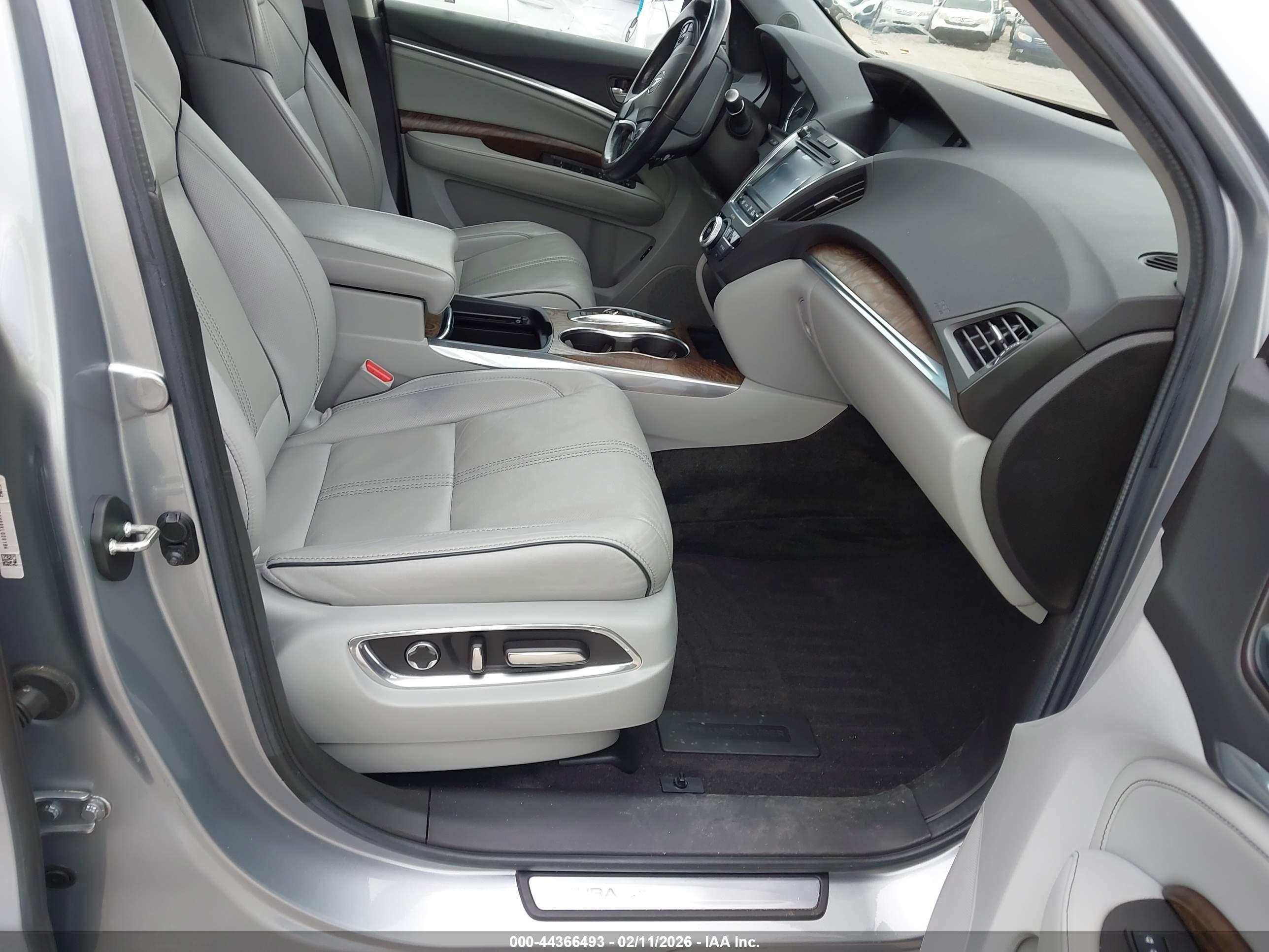 ACURA MDX image 5