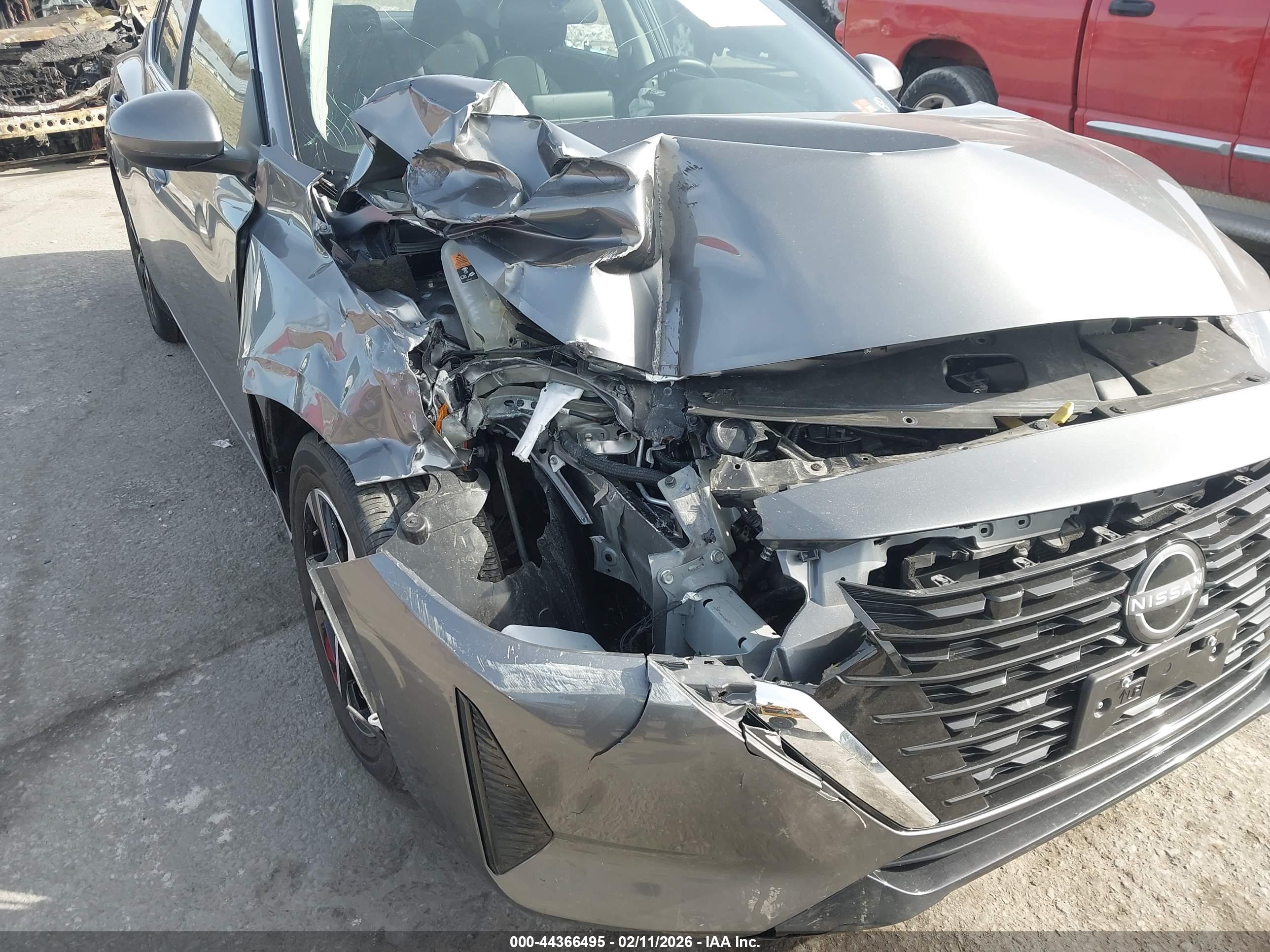 NISSAN SENTRA image 6