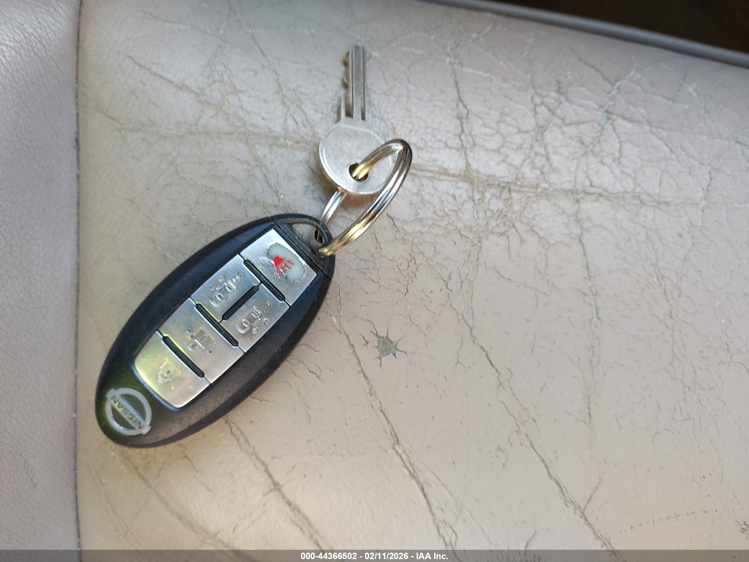 NISSAN QUEST image 11