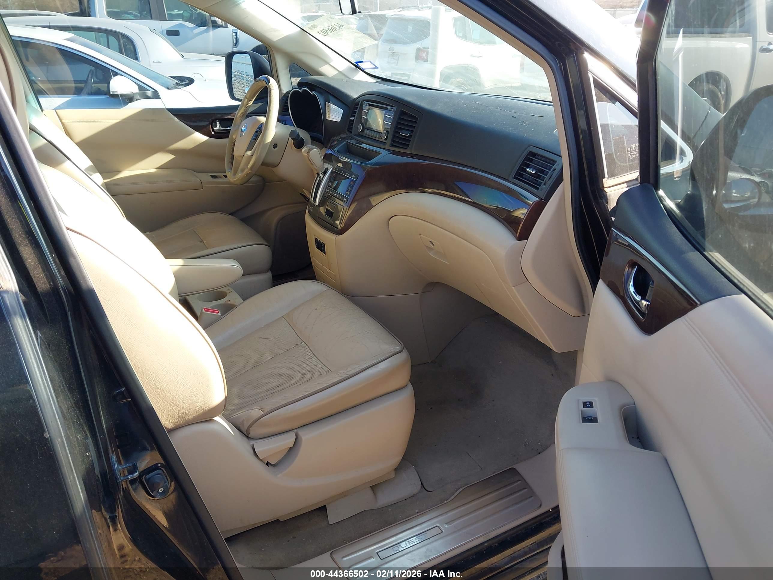 NISSAN QUEST image 5