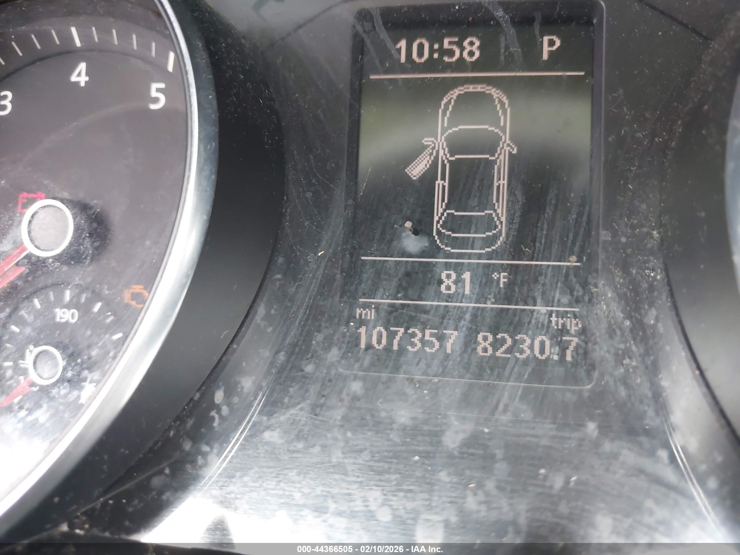VOLKSWAGEN PASSAT image 7