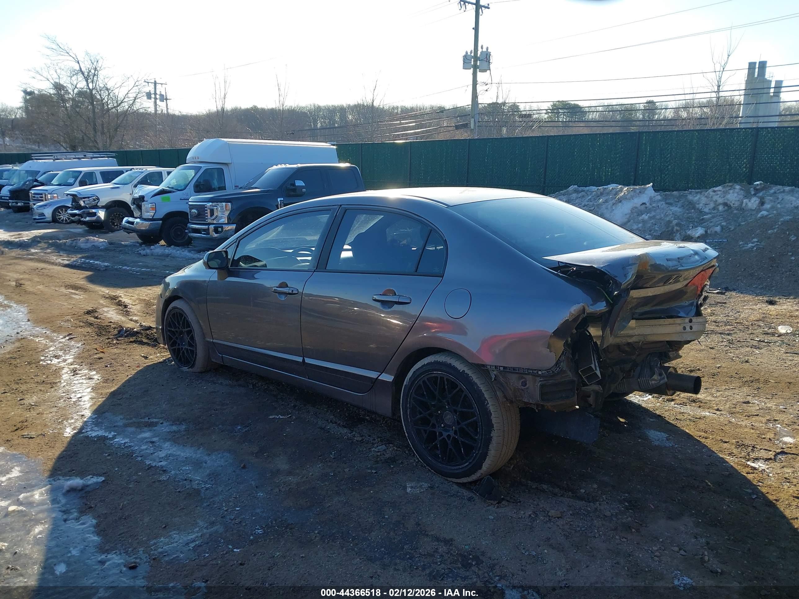 HONDA CIVIC image 3