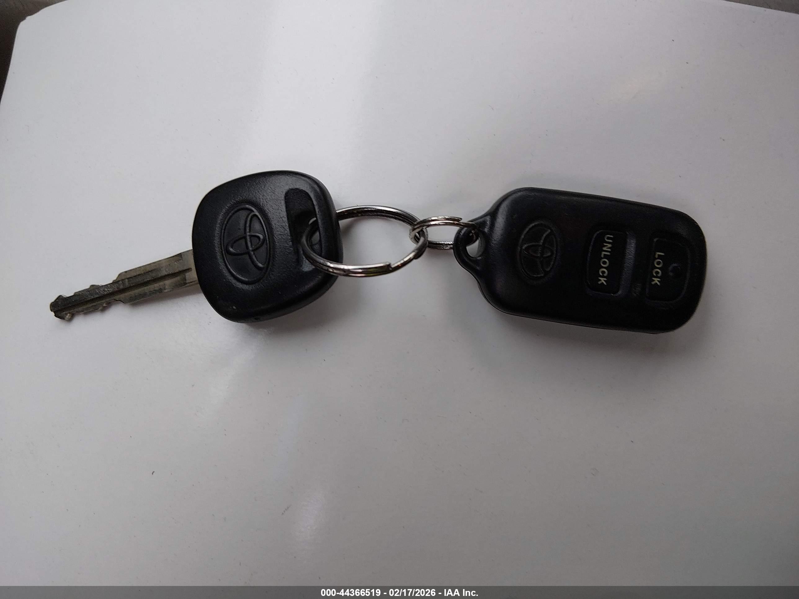 TOYOTA COROLLA image 11