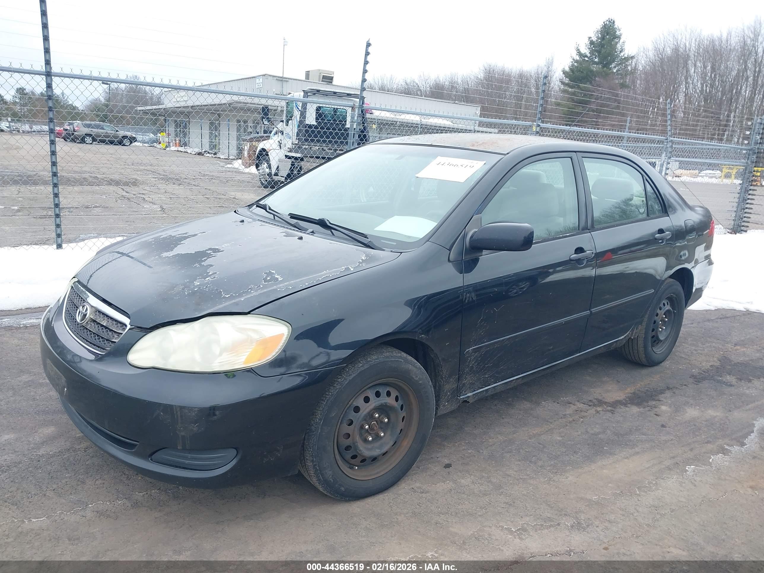 TOYOTA COROLLA image 2