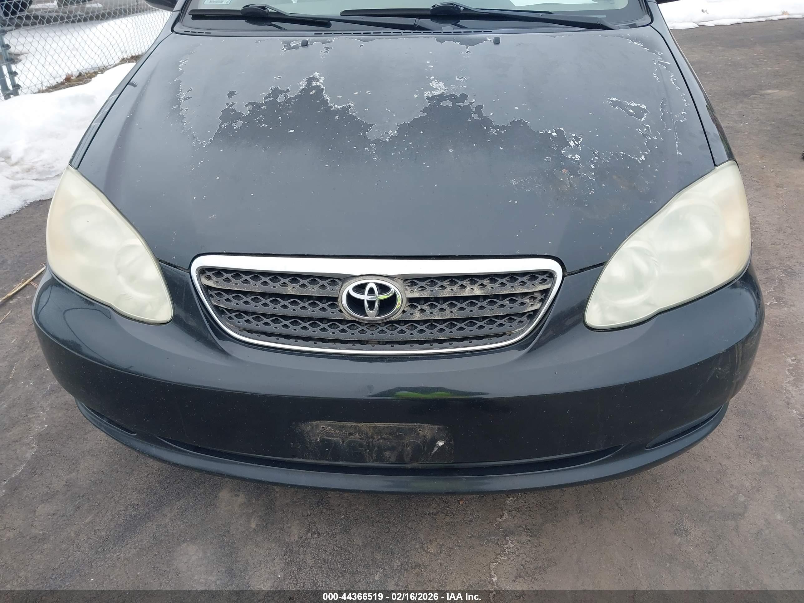 TOYOTA COROLLA image 6