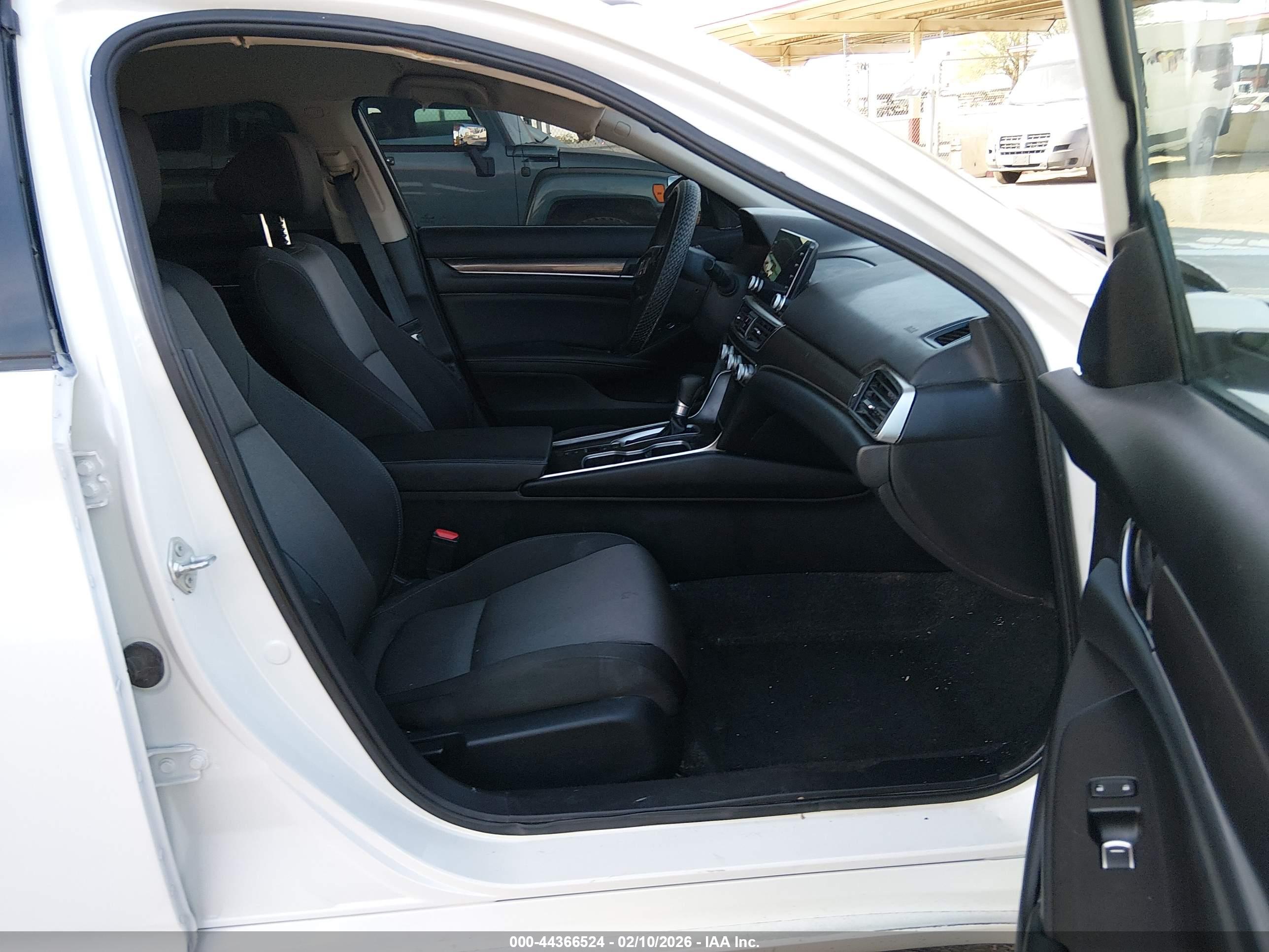 HONDA ACCORD image 5