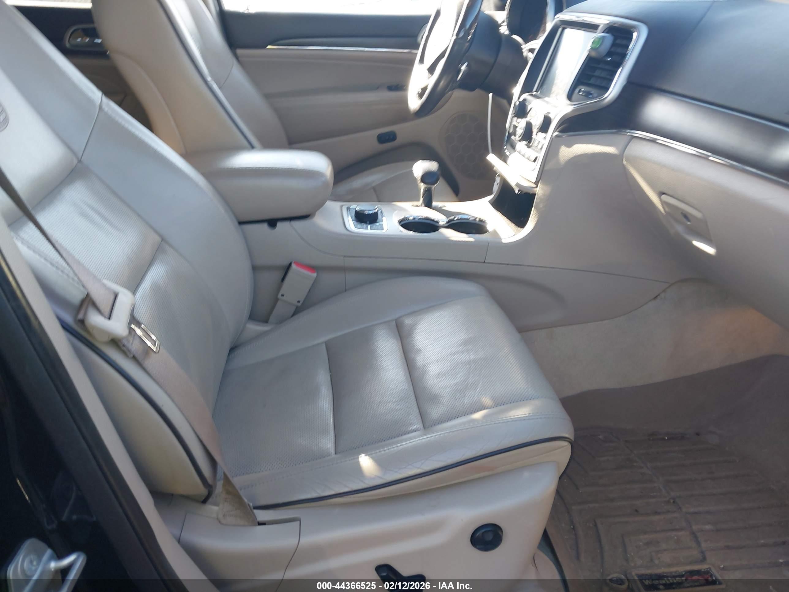 JEEP GRAND image 5